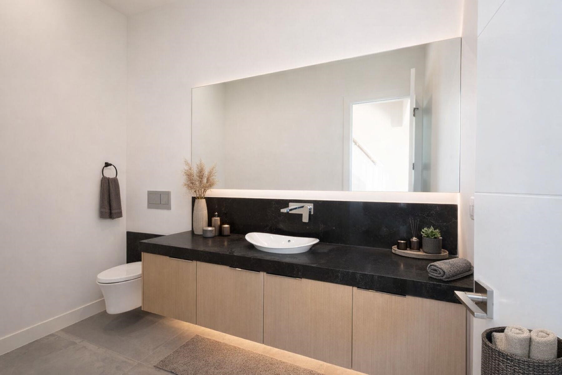 4437 Piccadilly North, West Vancouver, BC