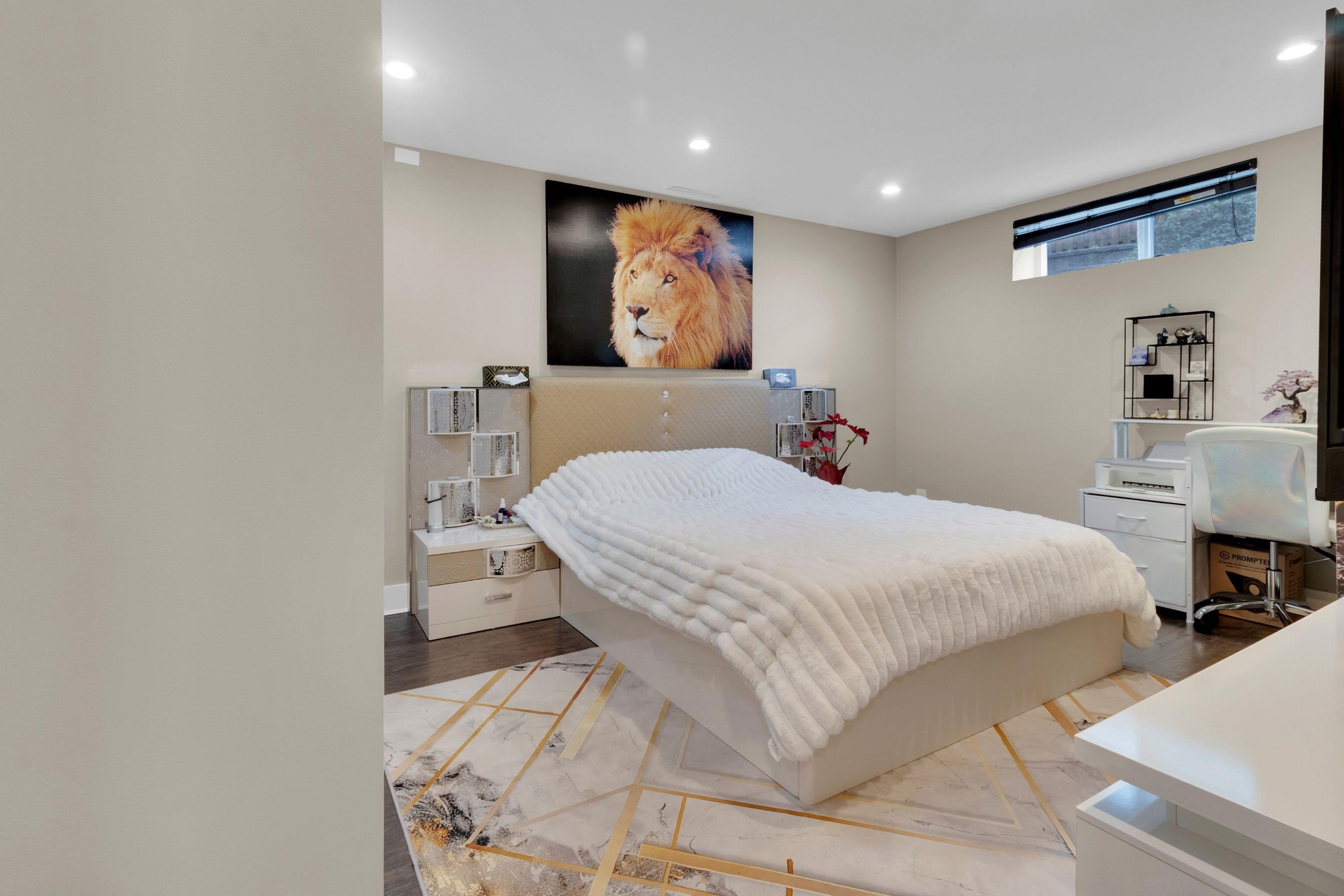 3054 Daybreak Avenue, Coquitlam, BC