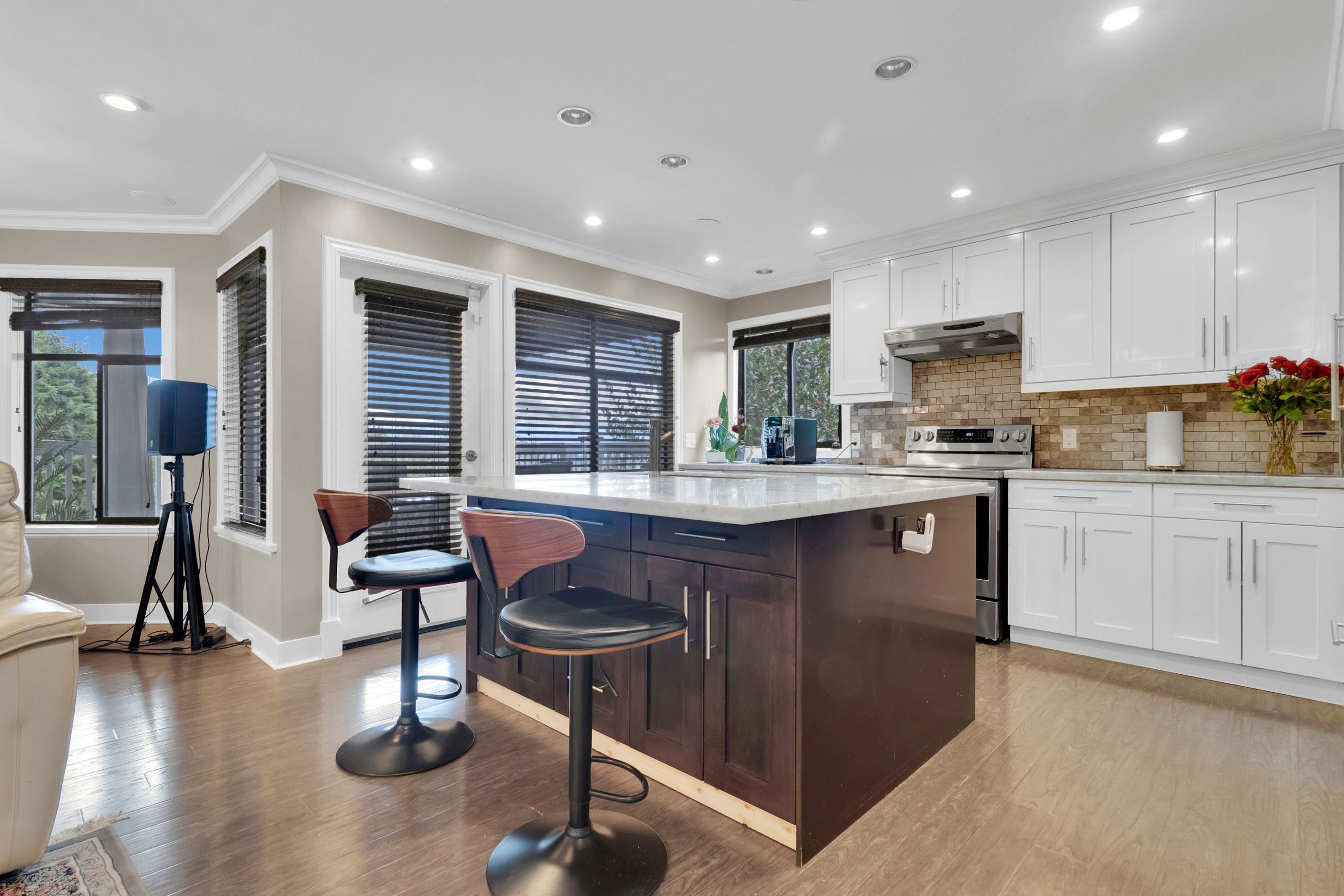 3054 Daybreak Avenue, Coquitlam, BC