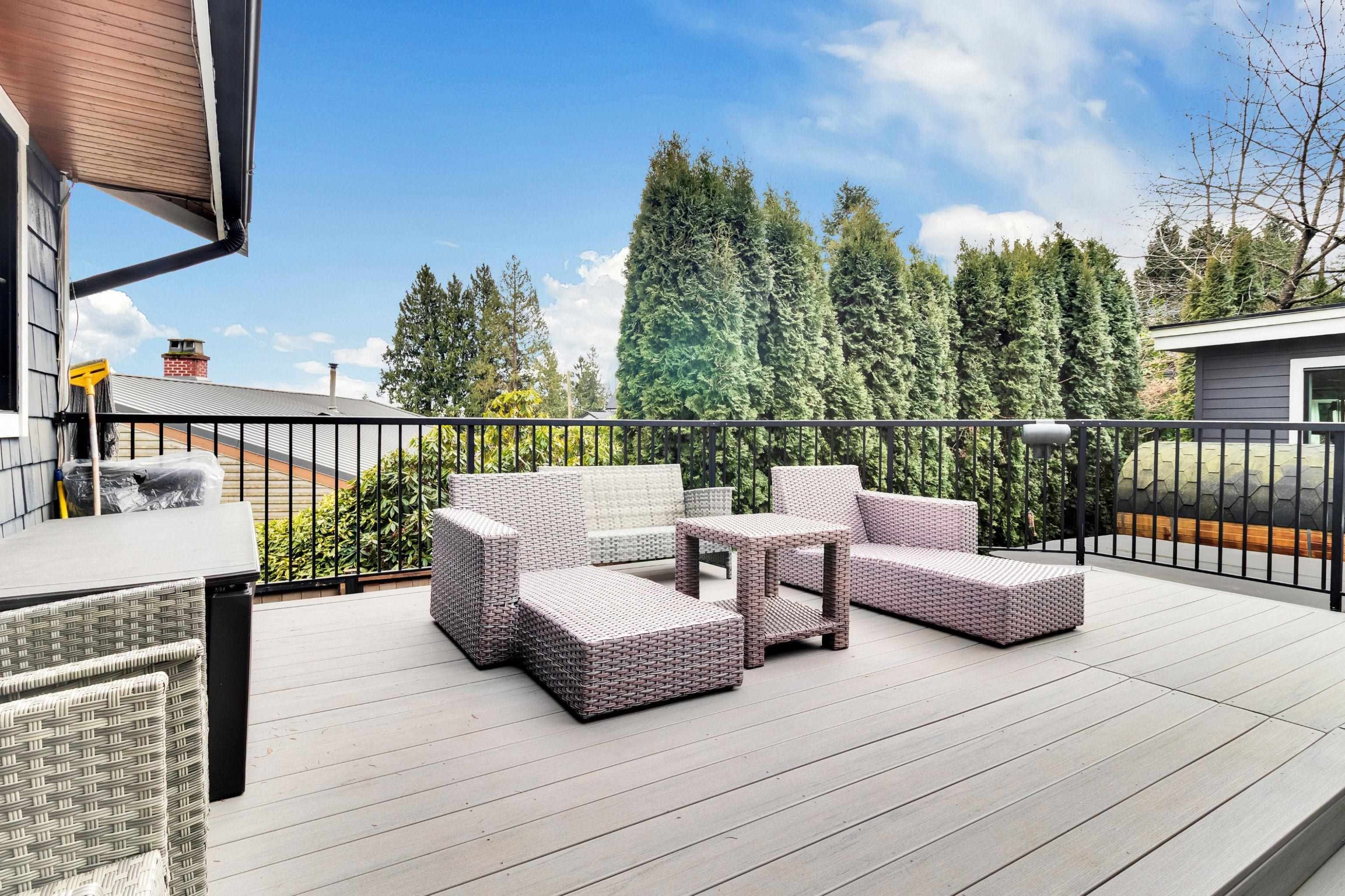 3054 Daybreak Avenue, Coquitlam, BC