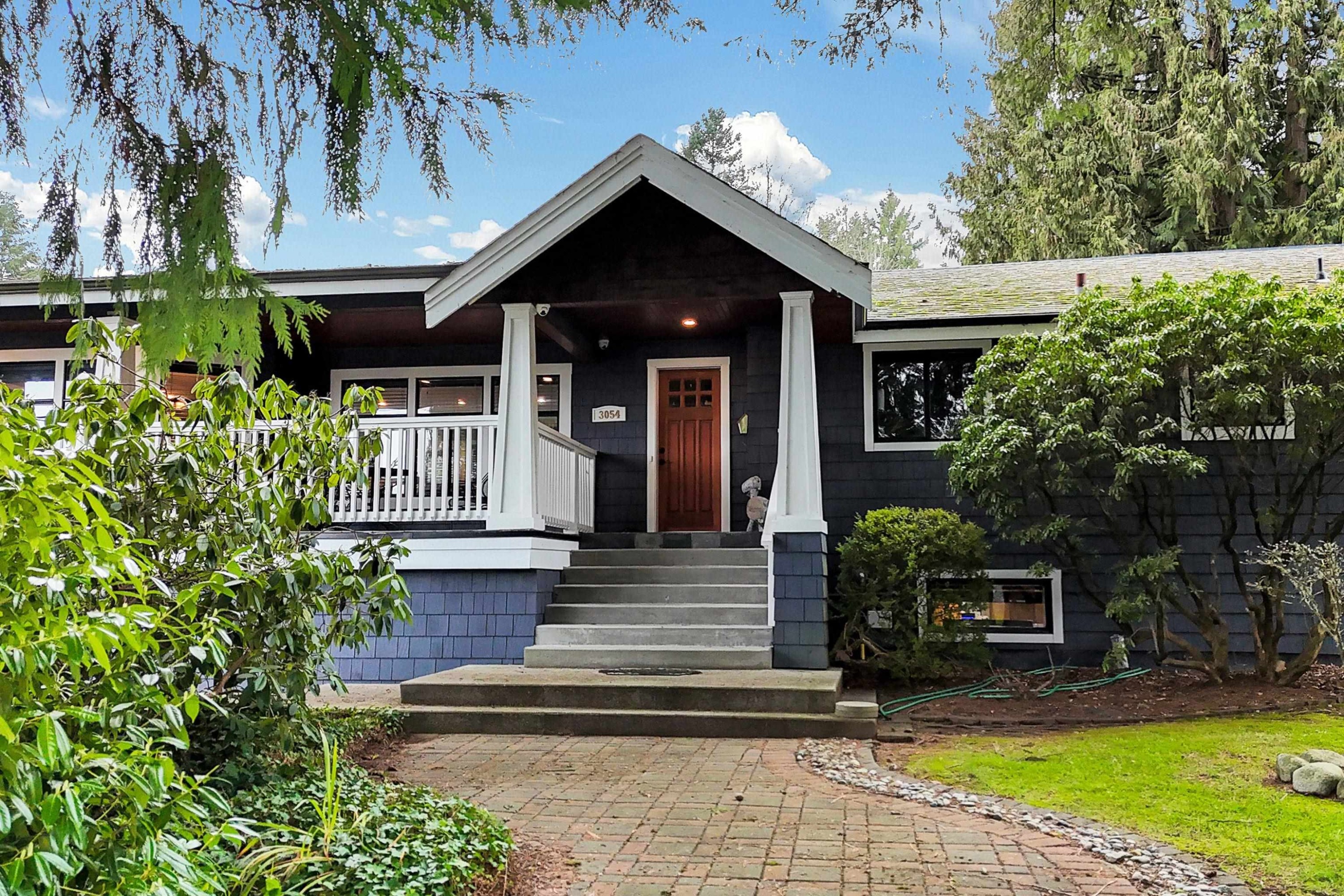 3054 Daybreak Avenue, Coquitlam, BC