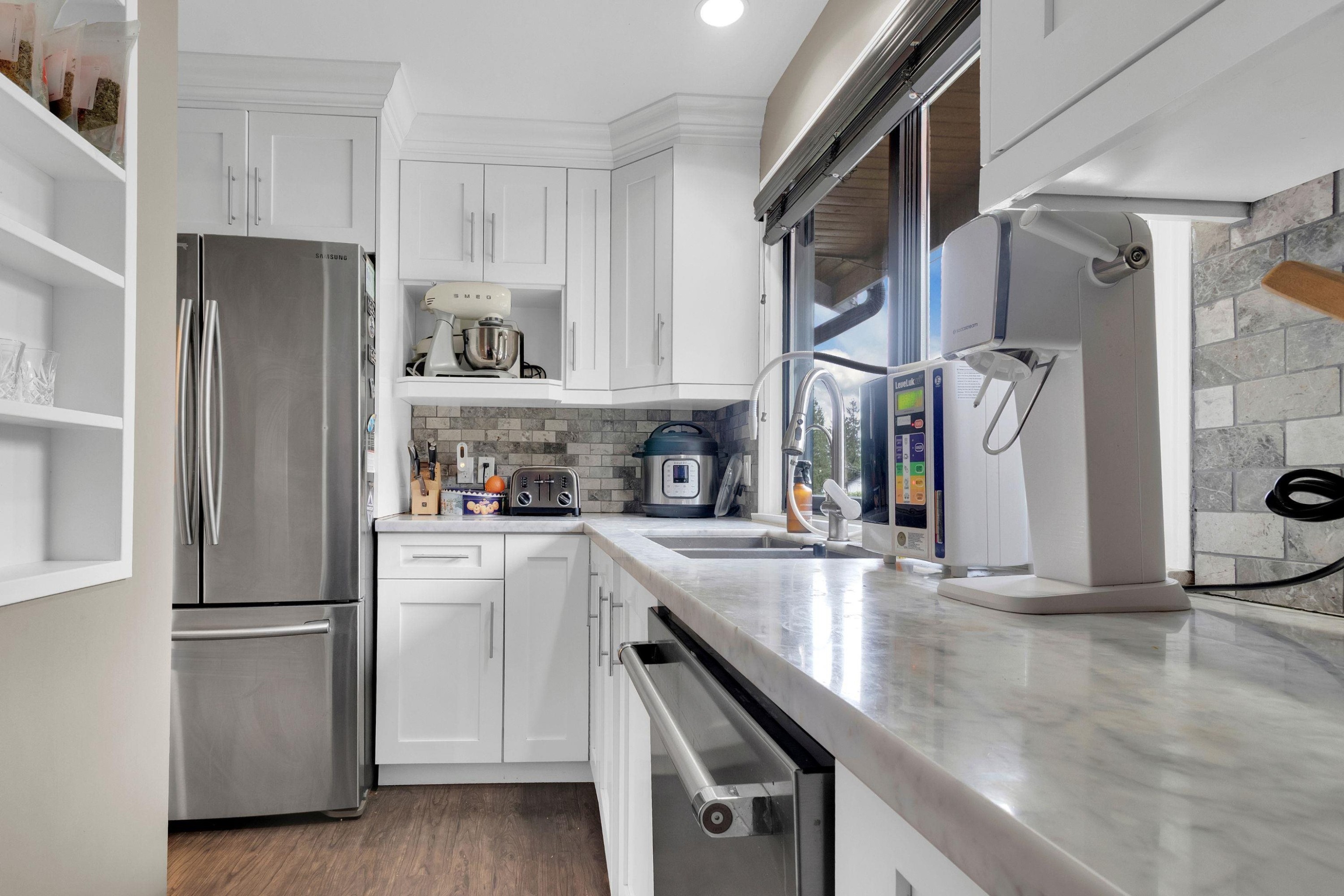 3054 Daybreak Avenue, Coquitlam, BC