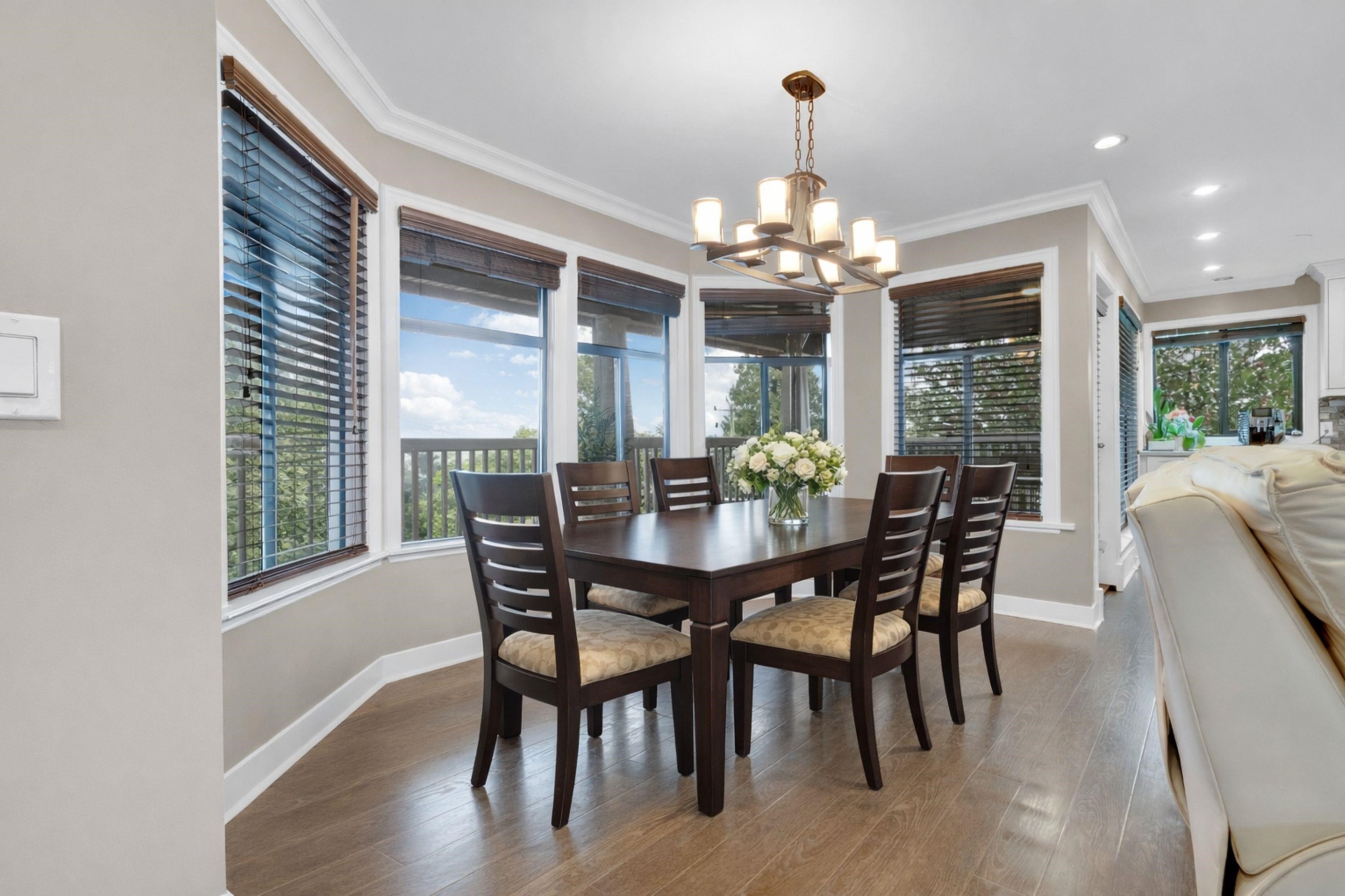 3054 Daybreak Avenue, Coquitlam, BC