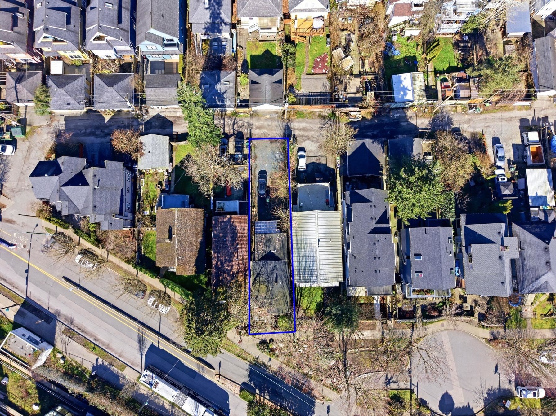 1757 8Th Avenue E, Vancouver, BC