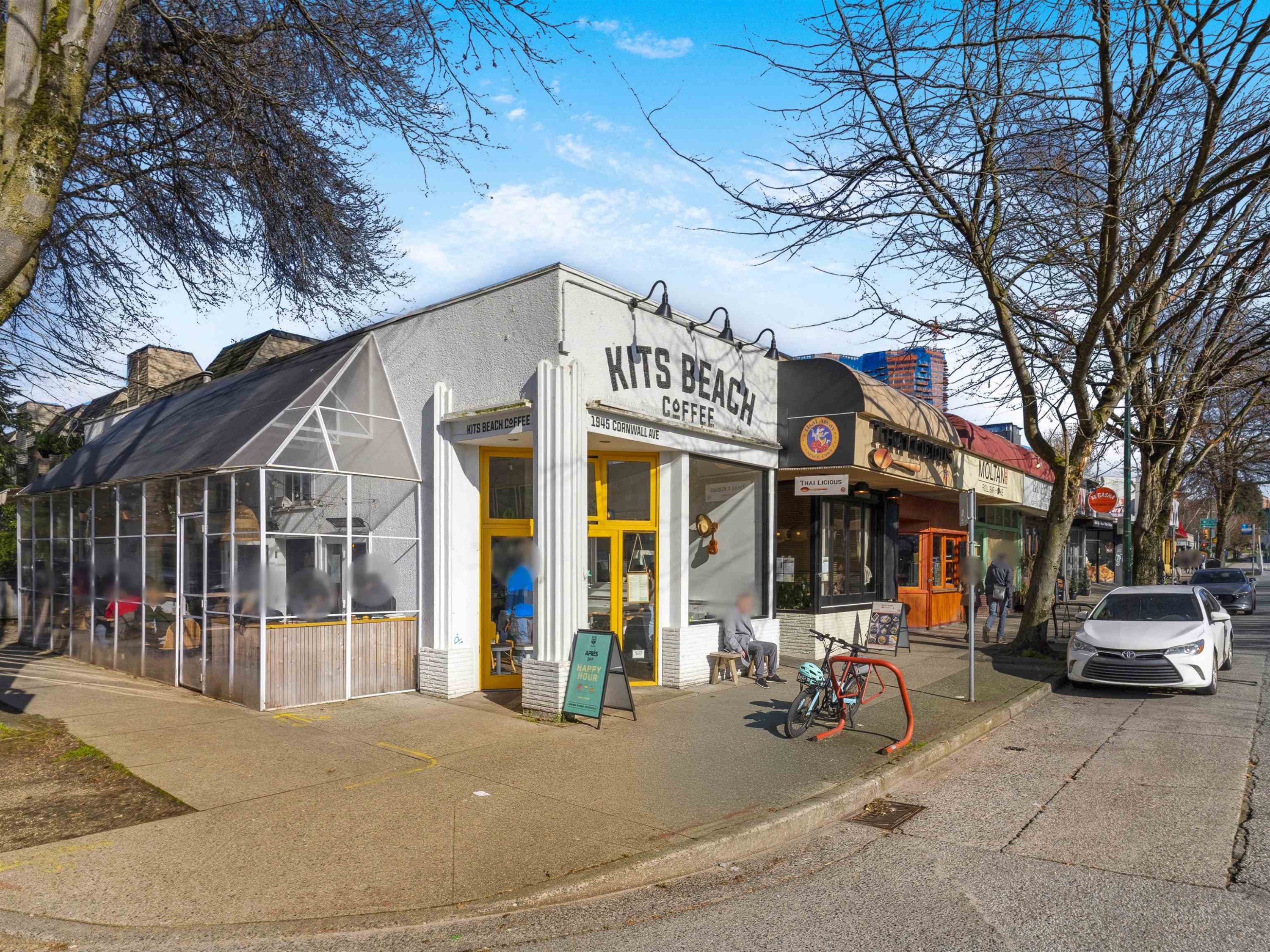 2568 2Nd Avenue W, Vancouver, BC