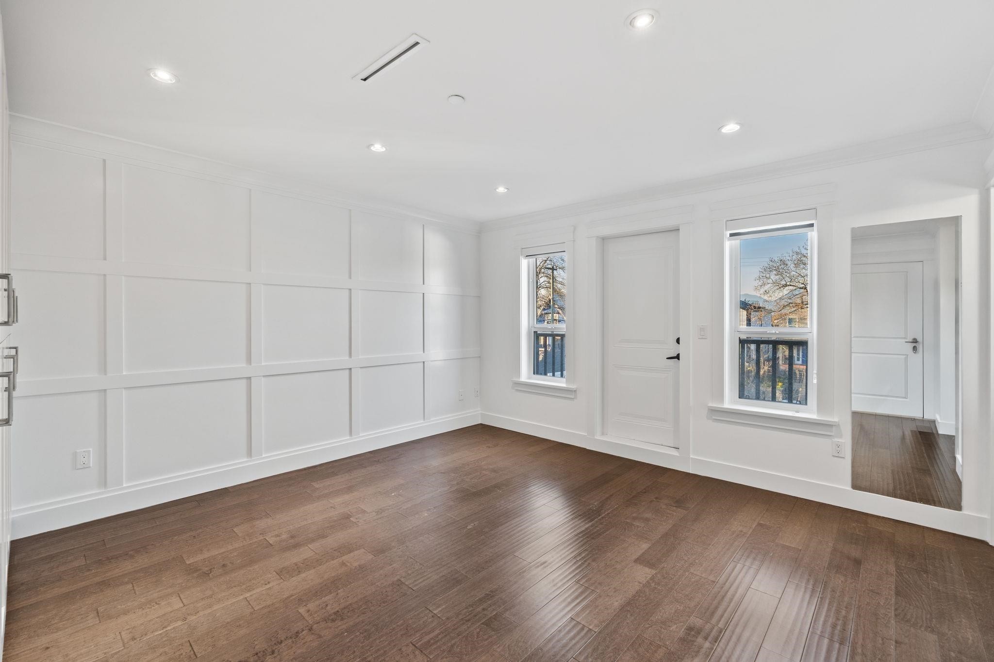 831 King Edward Avenue E, Vancouver, BC