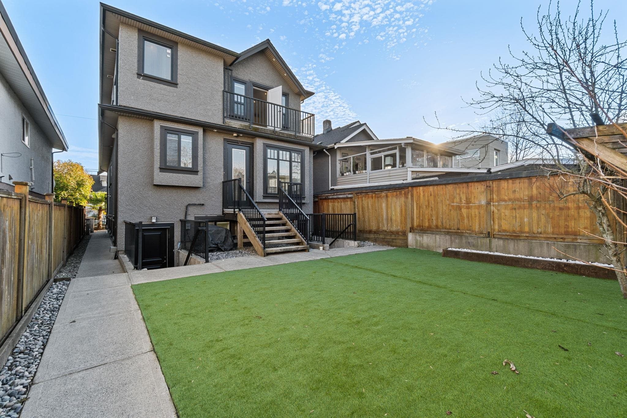 831 King Edward Avenue E, Vancouver, BC