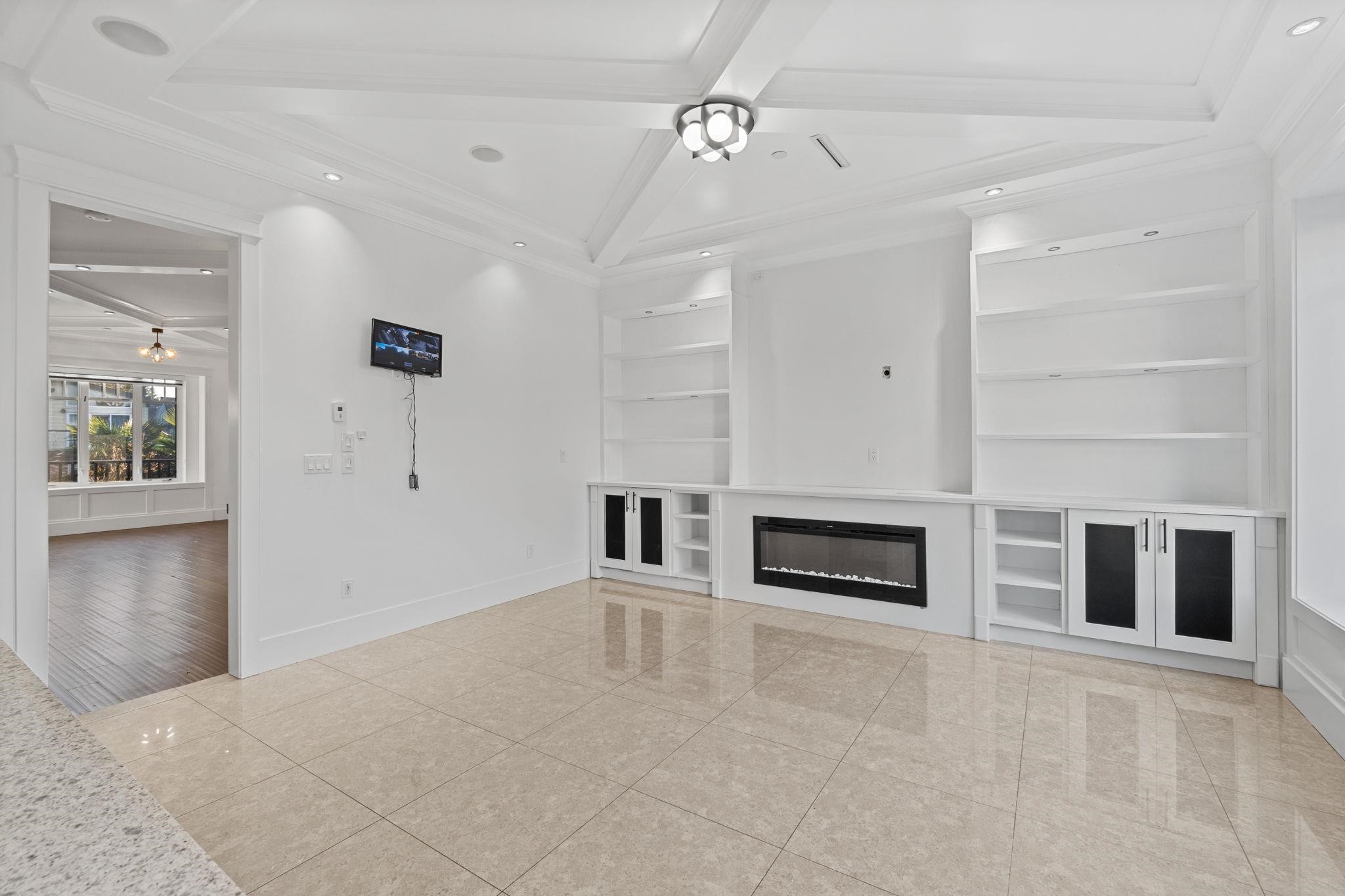 831 King Edward Avenue E, Vancouver, BC