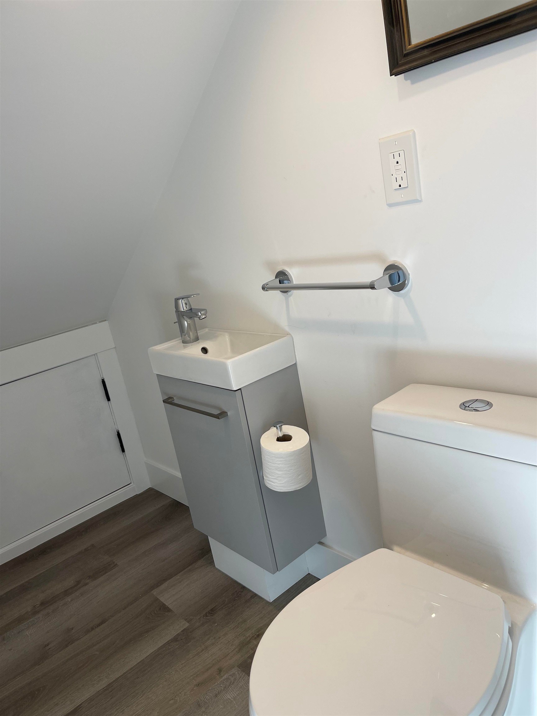500 Douglas Crescent, Richmond, BC