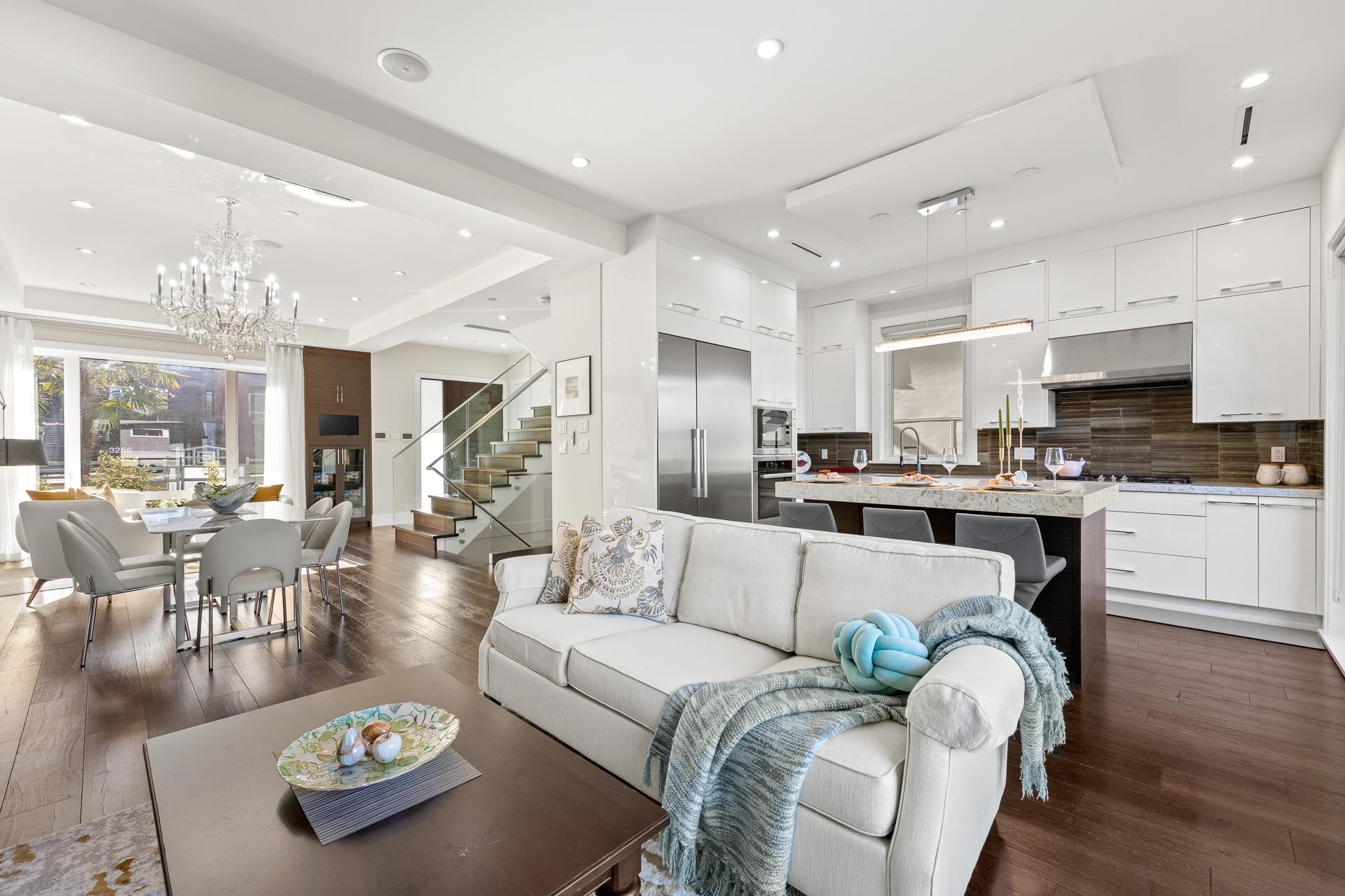 3253 21St Avenue W, Vancouver, BC