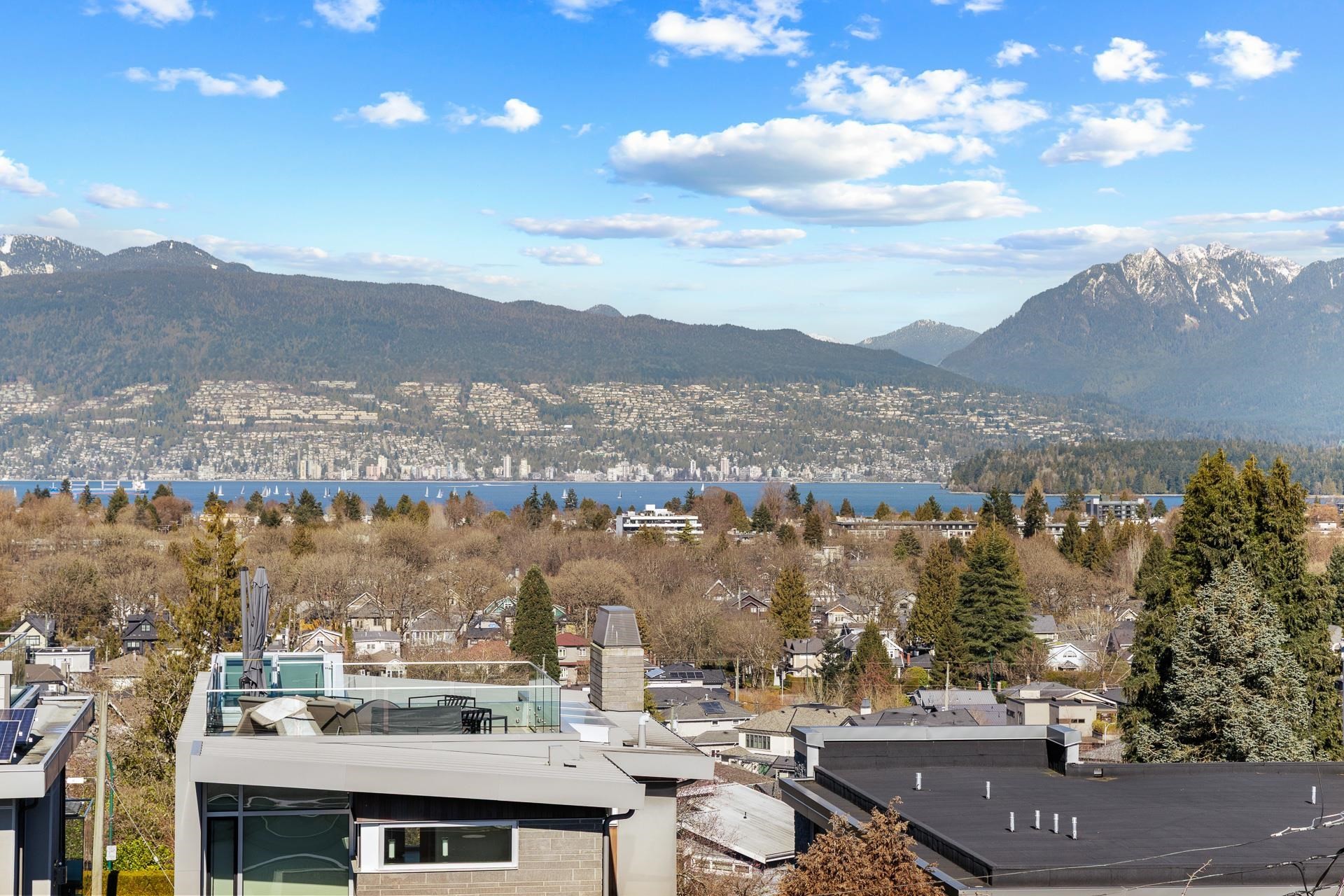 3253 21St Avenue W, Vancouver, BC