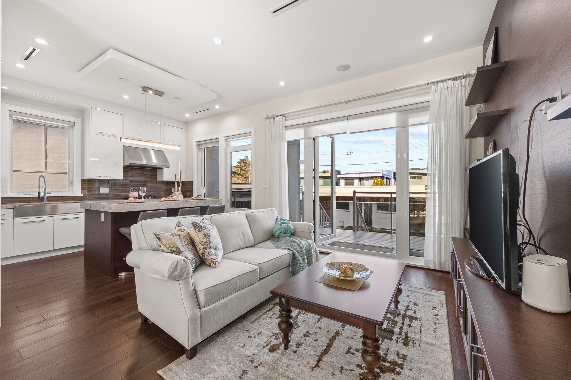 3253 21St Avenue W, Vancouver, BC