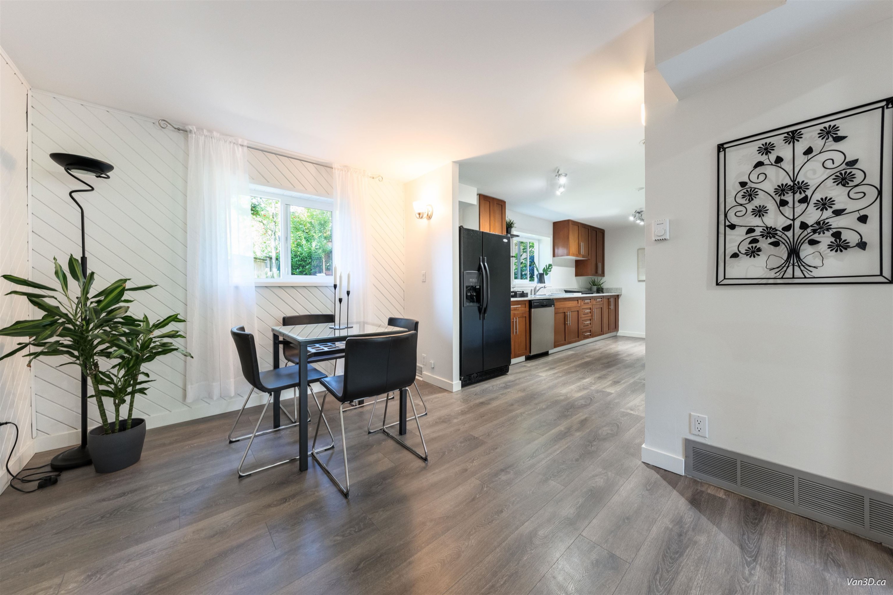 949 Hartford Place, North Vancouver, BC