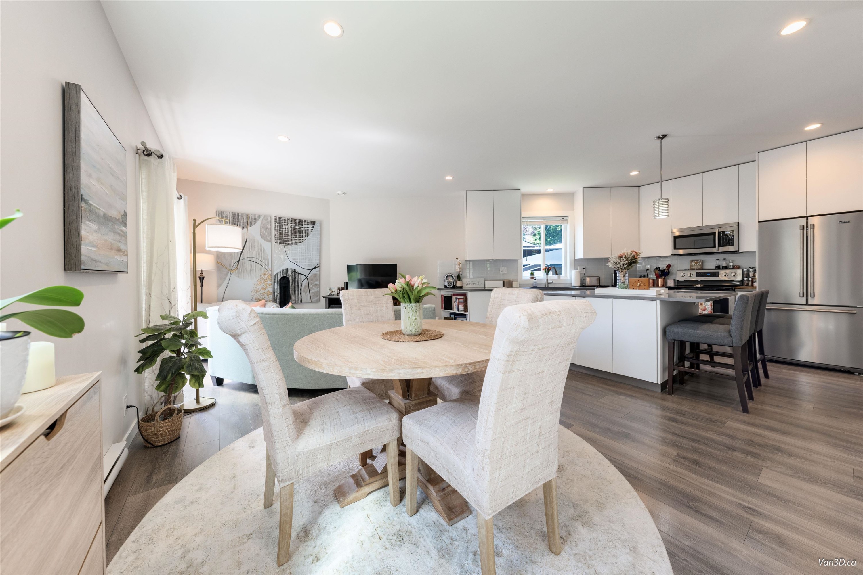 949 Hartford Place, North Vancouver, BC