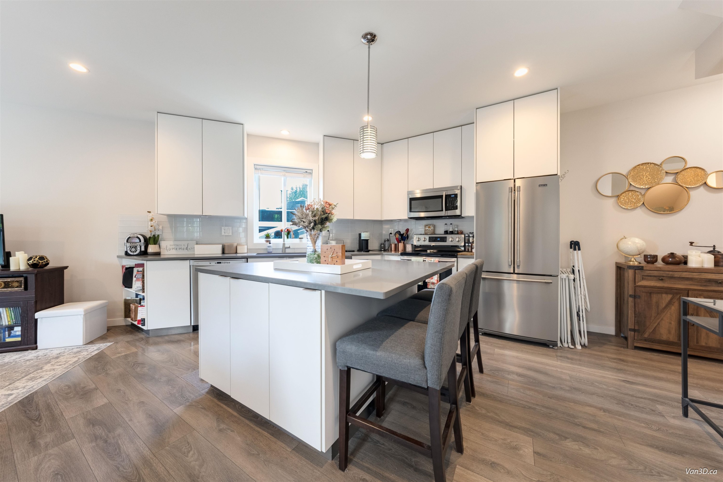 949 Hartford Place, North Vancouver, BC