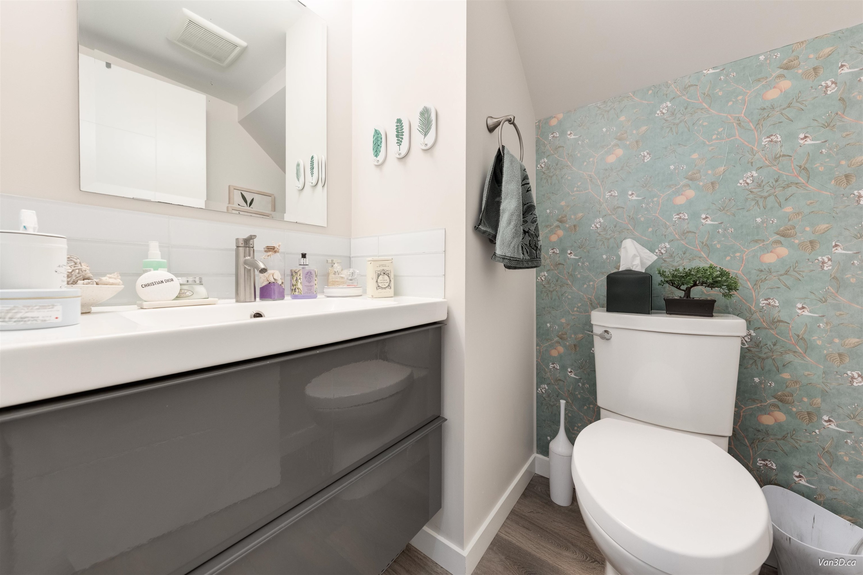 949 Hartford Place, North Vancouver, BC
