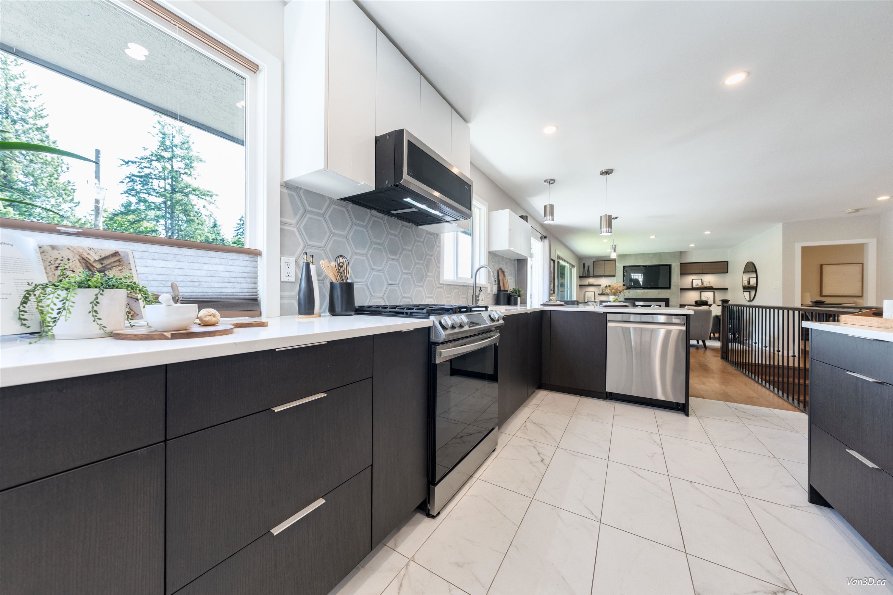949 Hartford Place, North Vancouver, BC