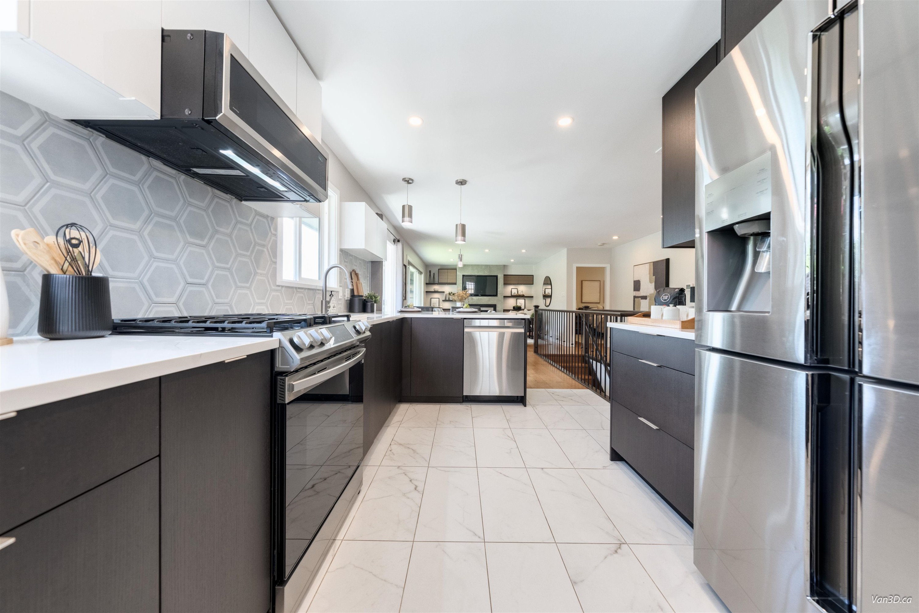 949 Hartford Place, North Vancouver, BC