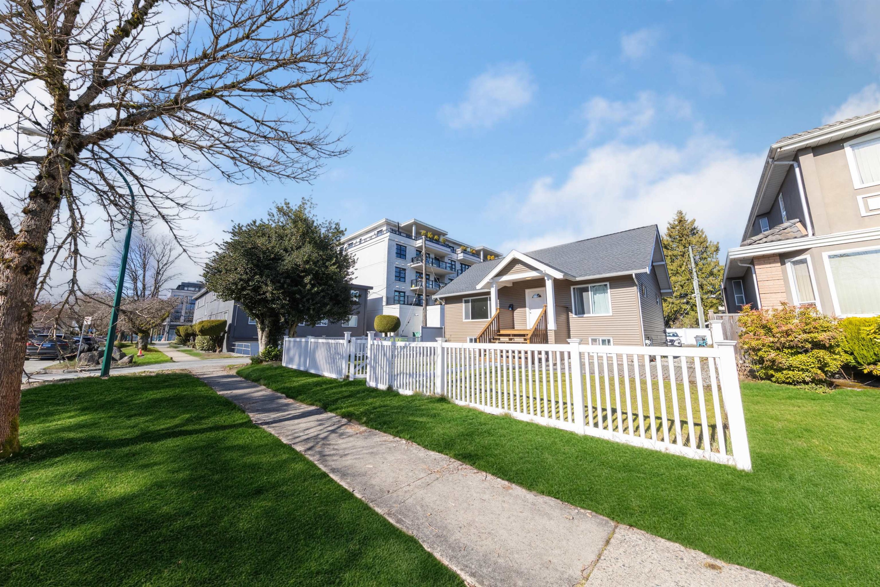 2079 46Th Avenue W, Vancouver, BC