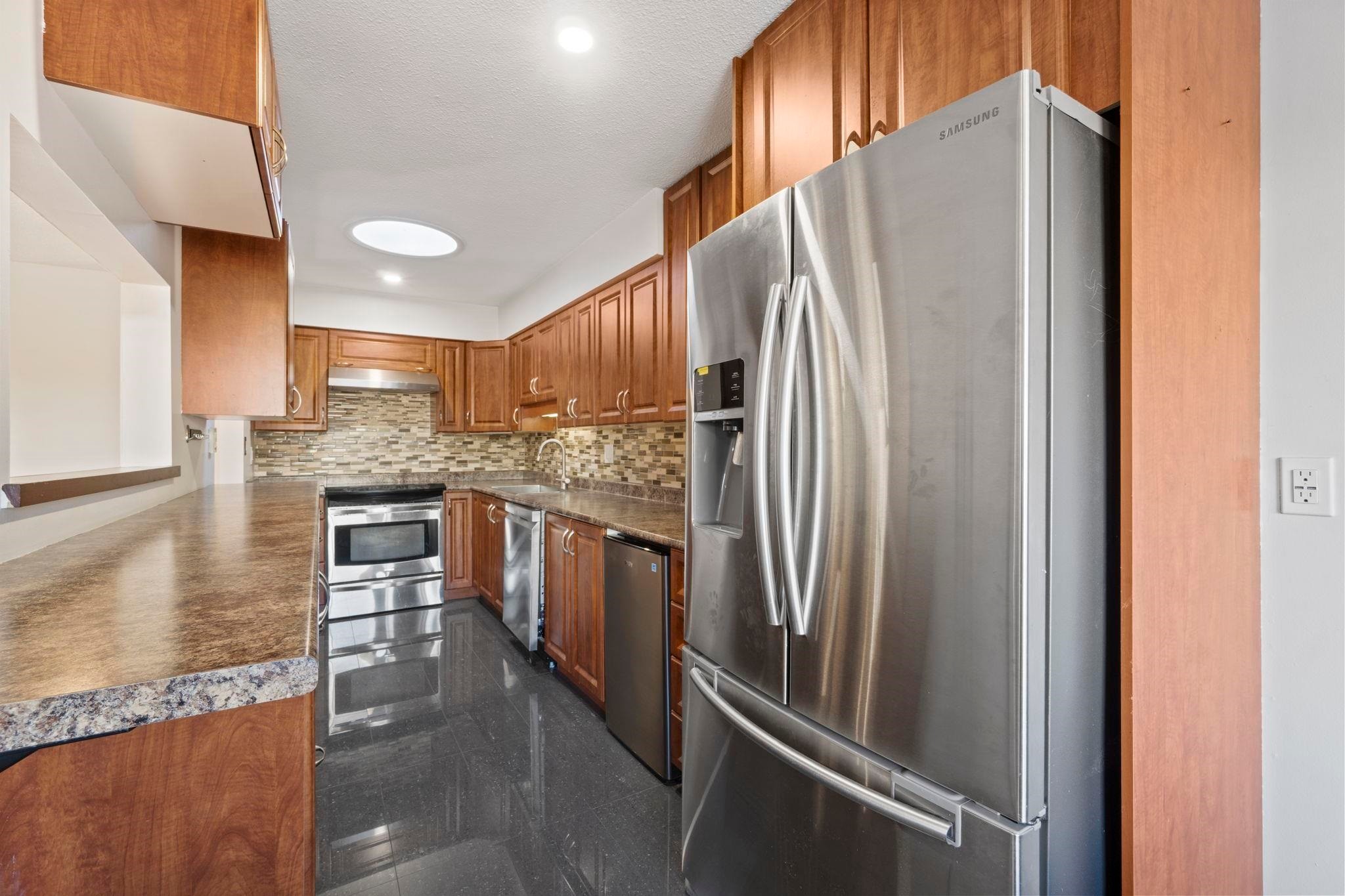 644 Alderson Avenue, Coquitlam, BC