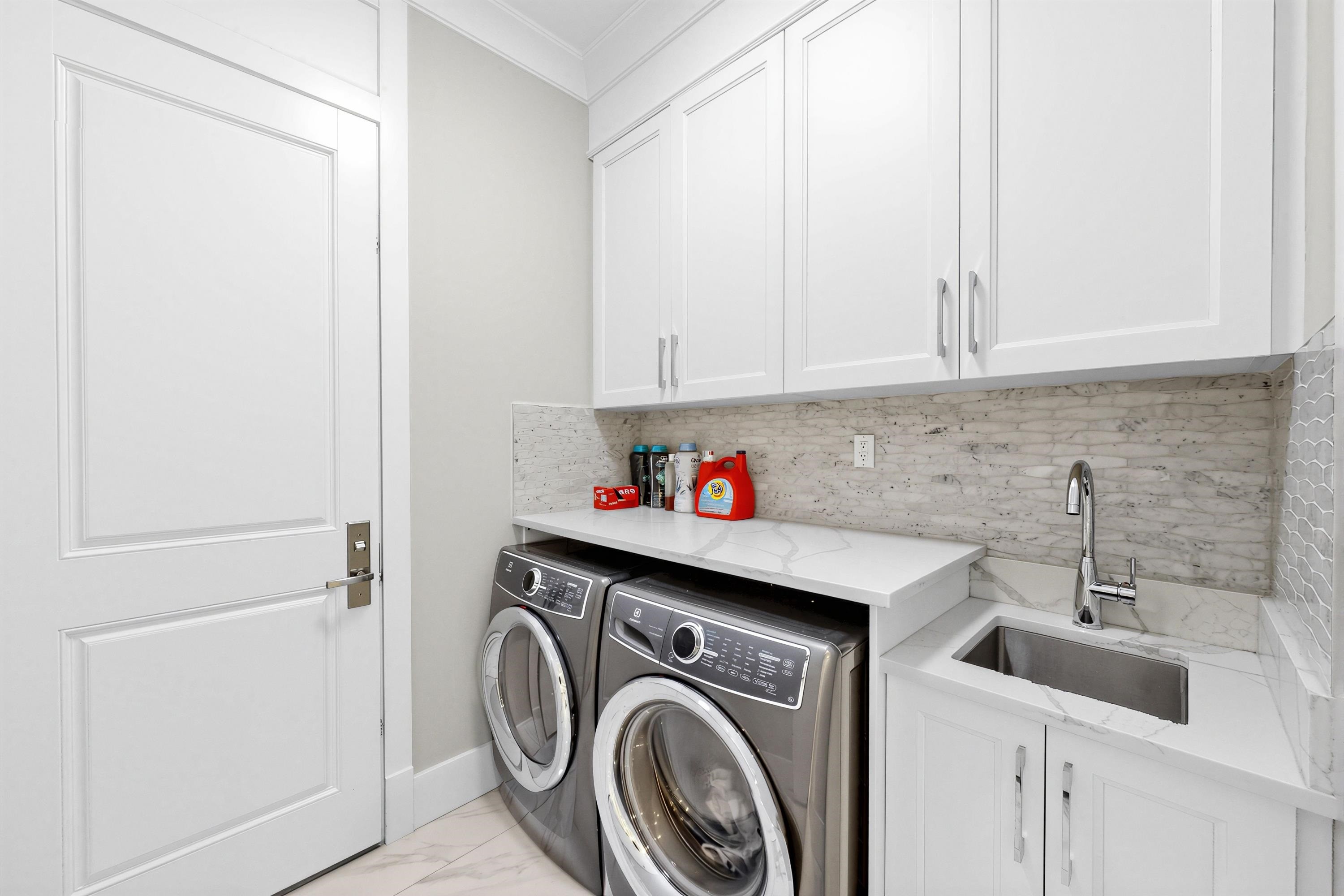 6220 Yeats Crescent, Richmond, BC