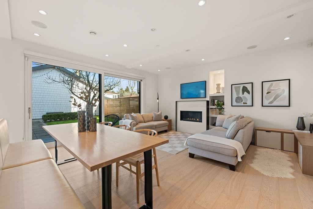 529 17Th Avenue E, Vancouver, BC