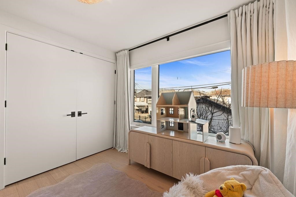 529 17Th Avenue E, Vancouver, BC