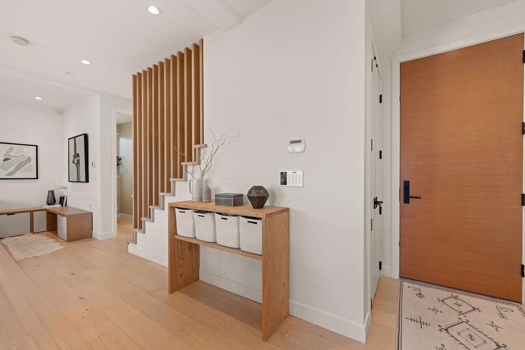 529 17Th Avenue E, Vancouver, BC