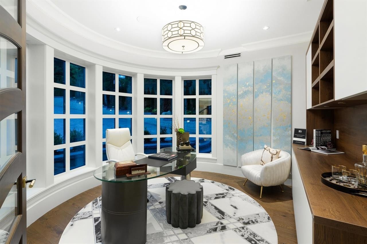 1335 Chartwell Drive, West Vancouver, BC