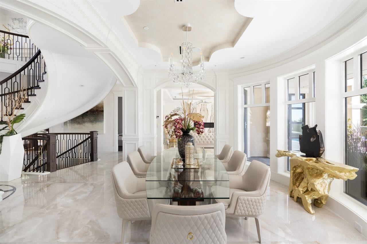 1335 Chartwell Drive, West Vancouver, BC