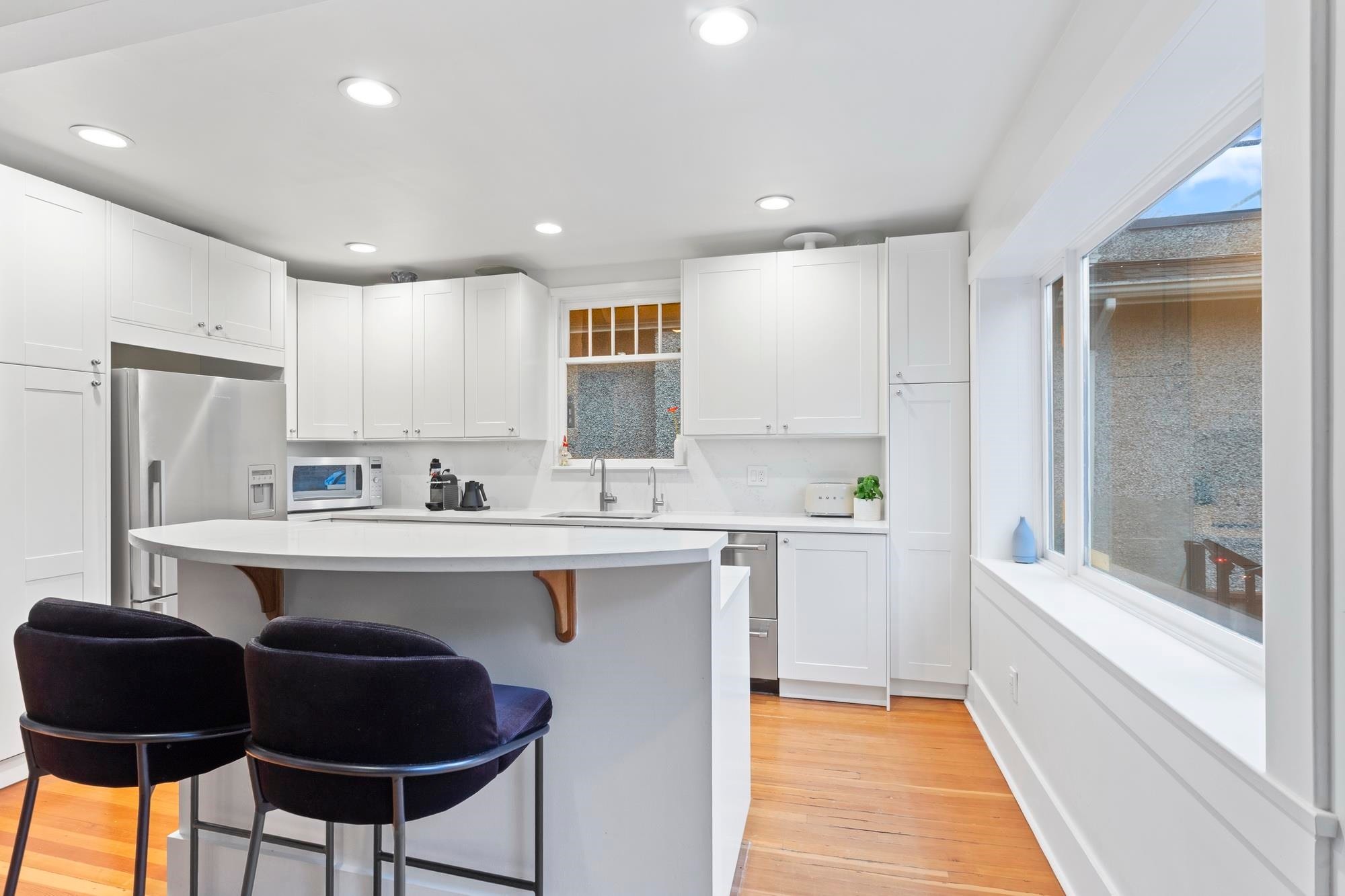 3716 30Th Avenue W, Vancouver, BC