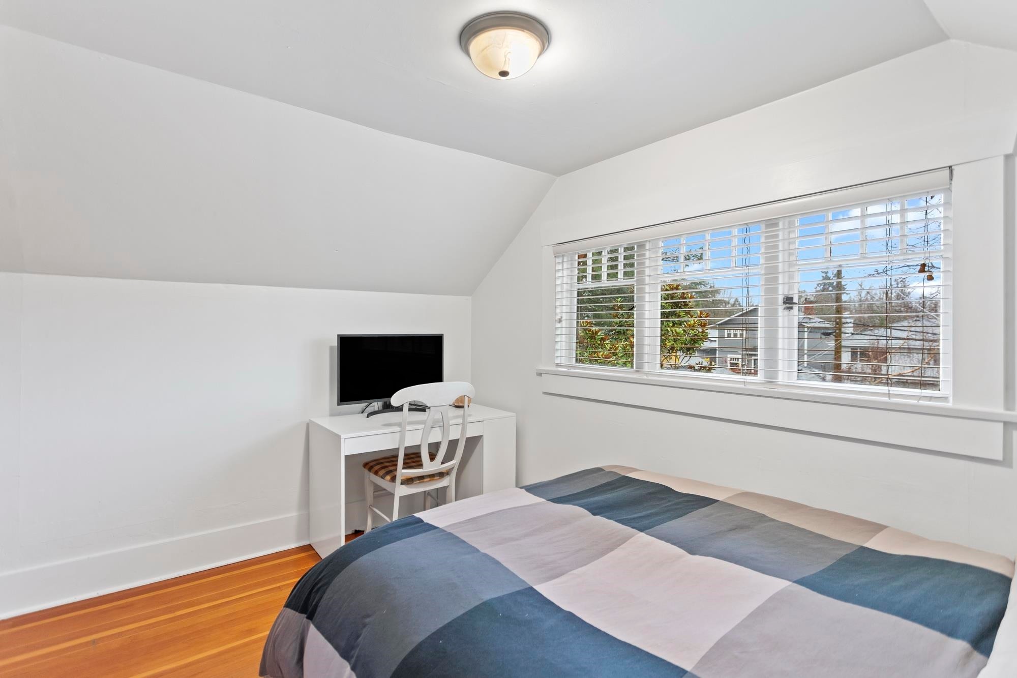 3716 30Th Avenue W, Vancouver, BC