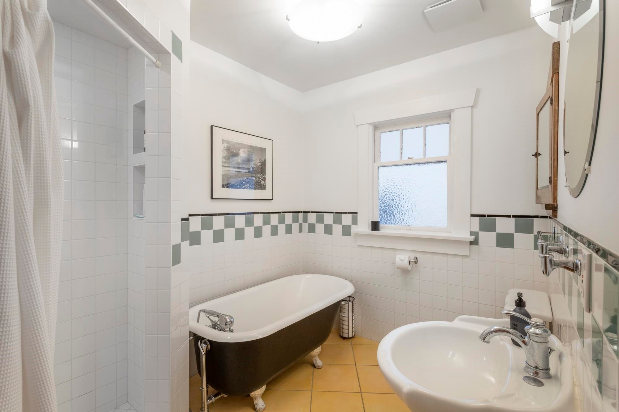 3716 30Th Avenue W, Vancouver, BC