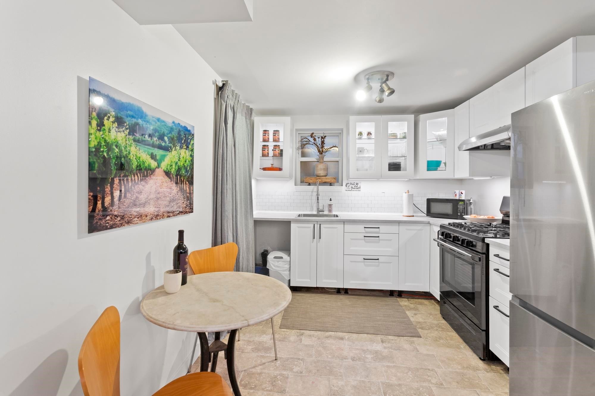 3716 30Th Avenue W, Vancouver, BC