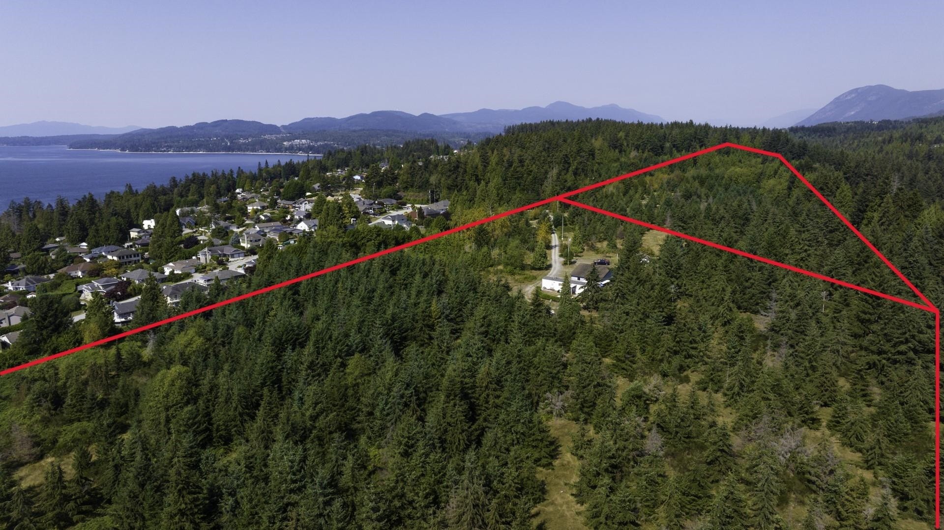 4860 Skylark Road, Sechelt, BC