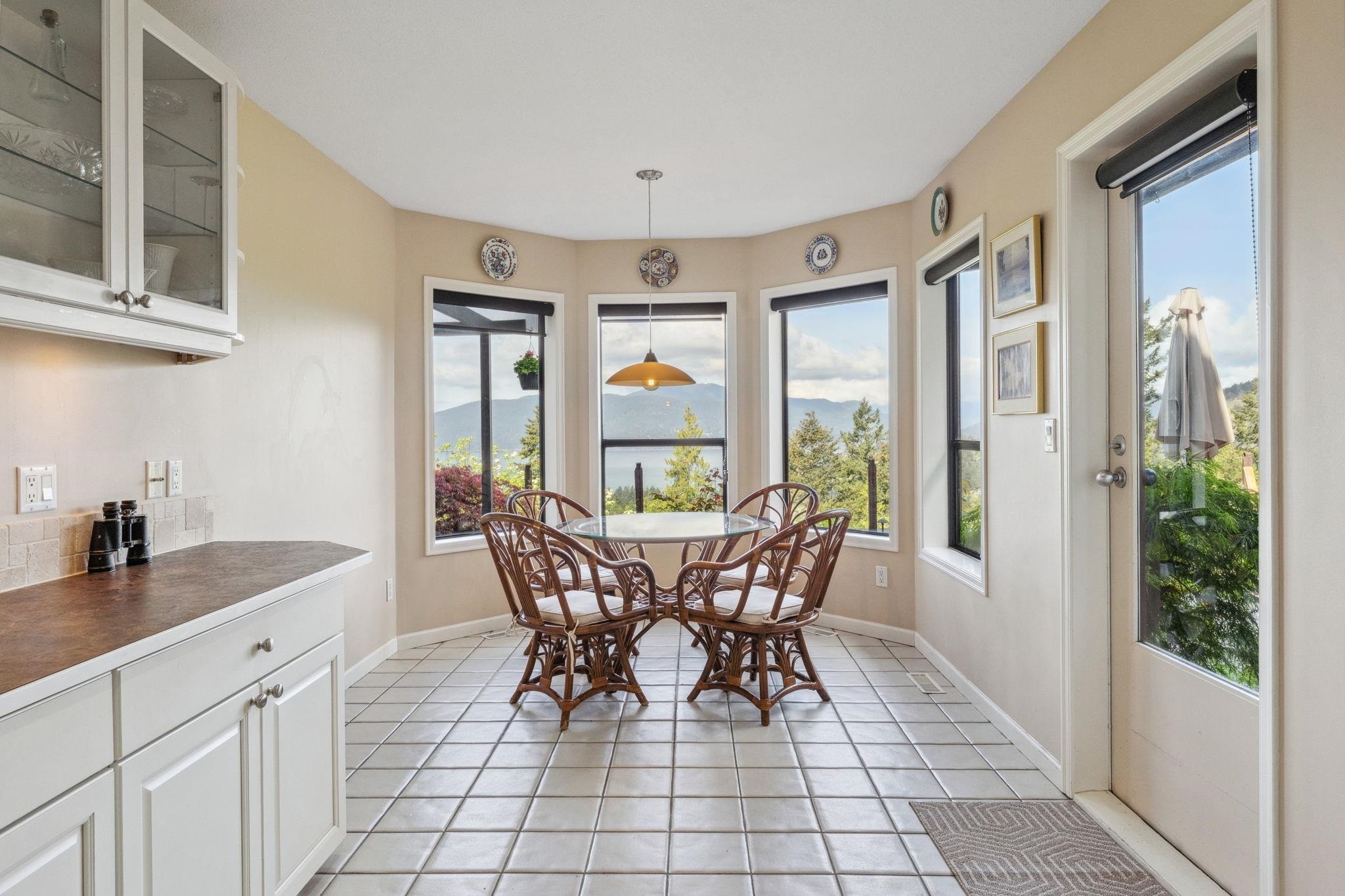 5207 Aspen Drive, West Vancouver, BC