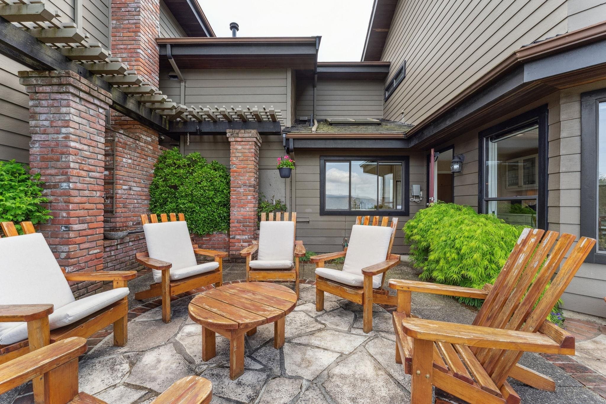 5207 Aspen Drive, West Vancouver, BC