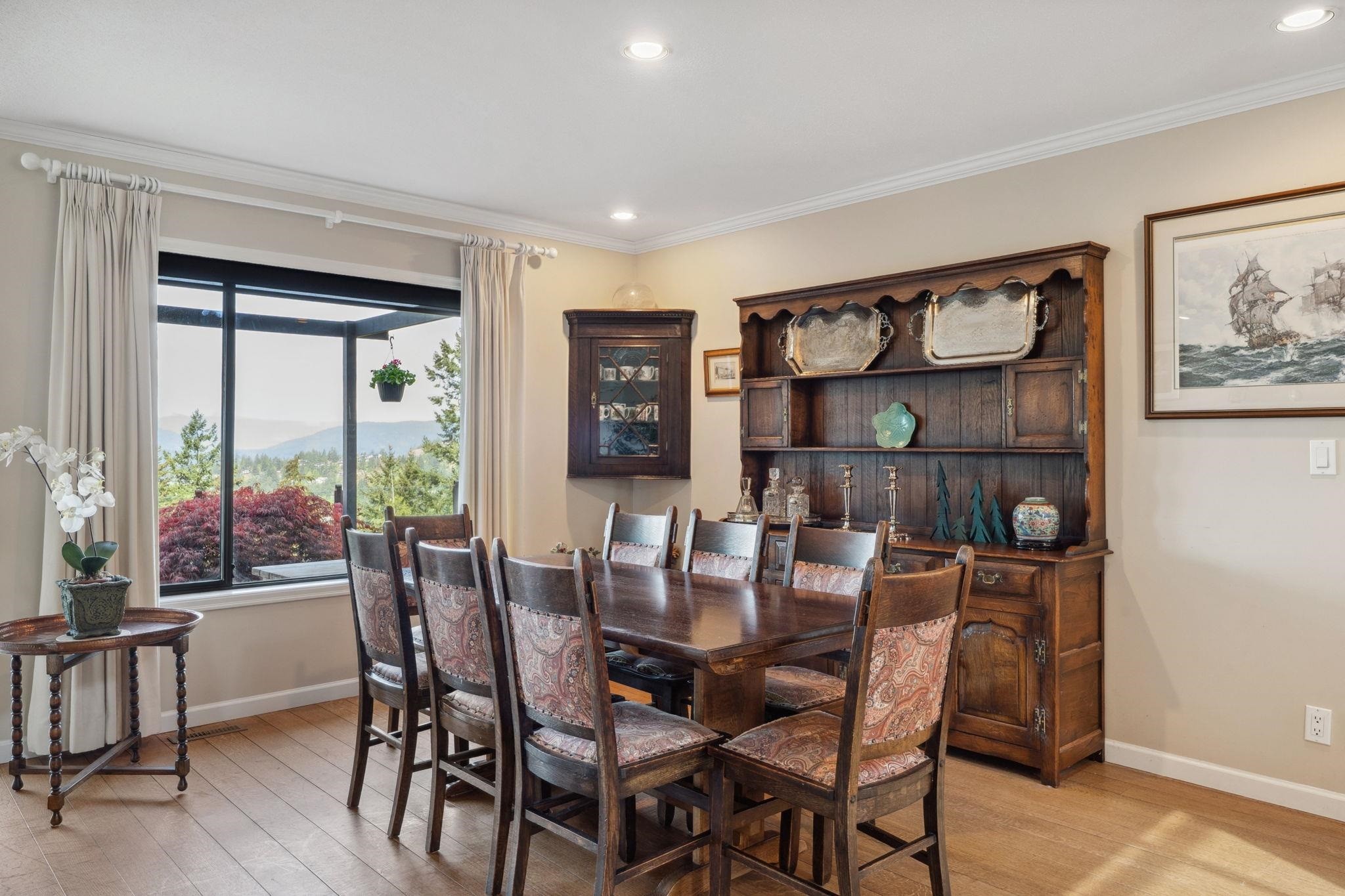 5207 Aspen Drive, West Vancouver, BC