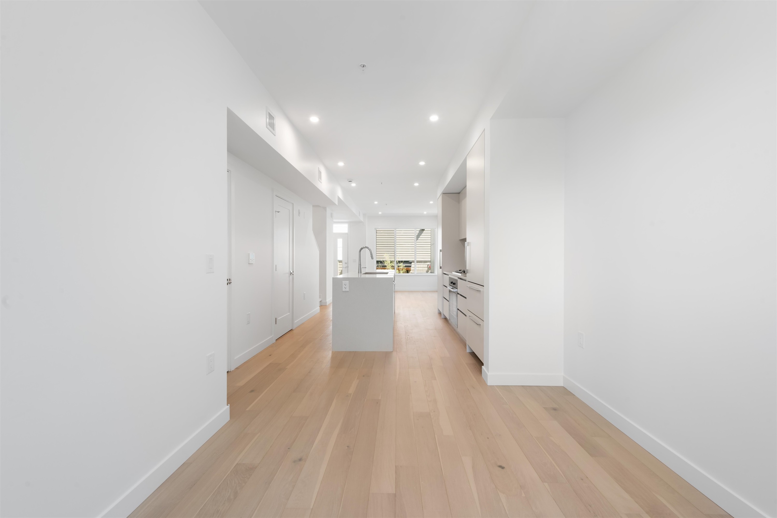 873 33Rd Avenue W, Vancouver, BC