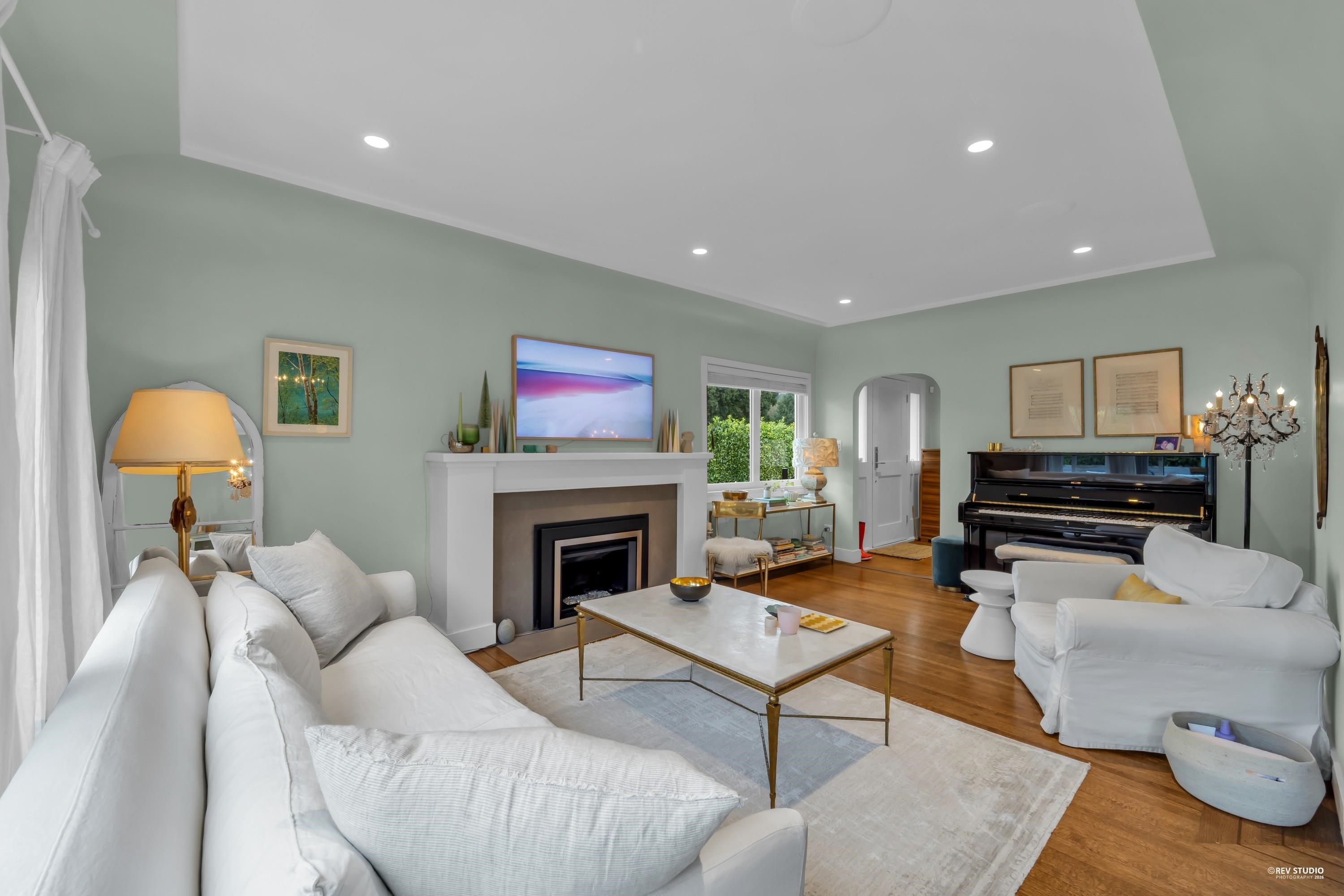 1220 Braeside Street, West Vancouver, BC