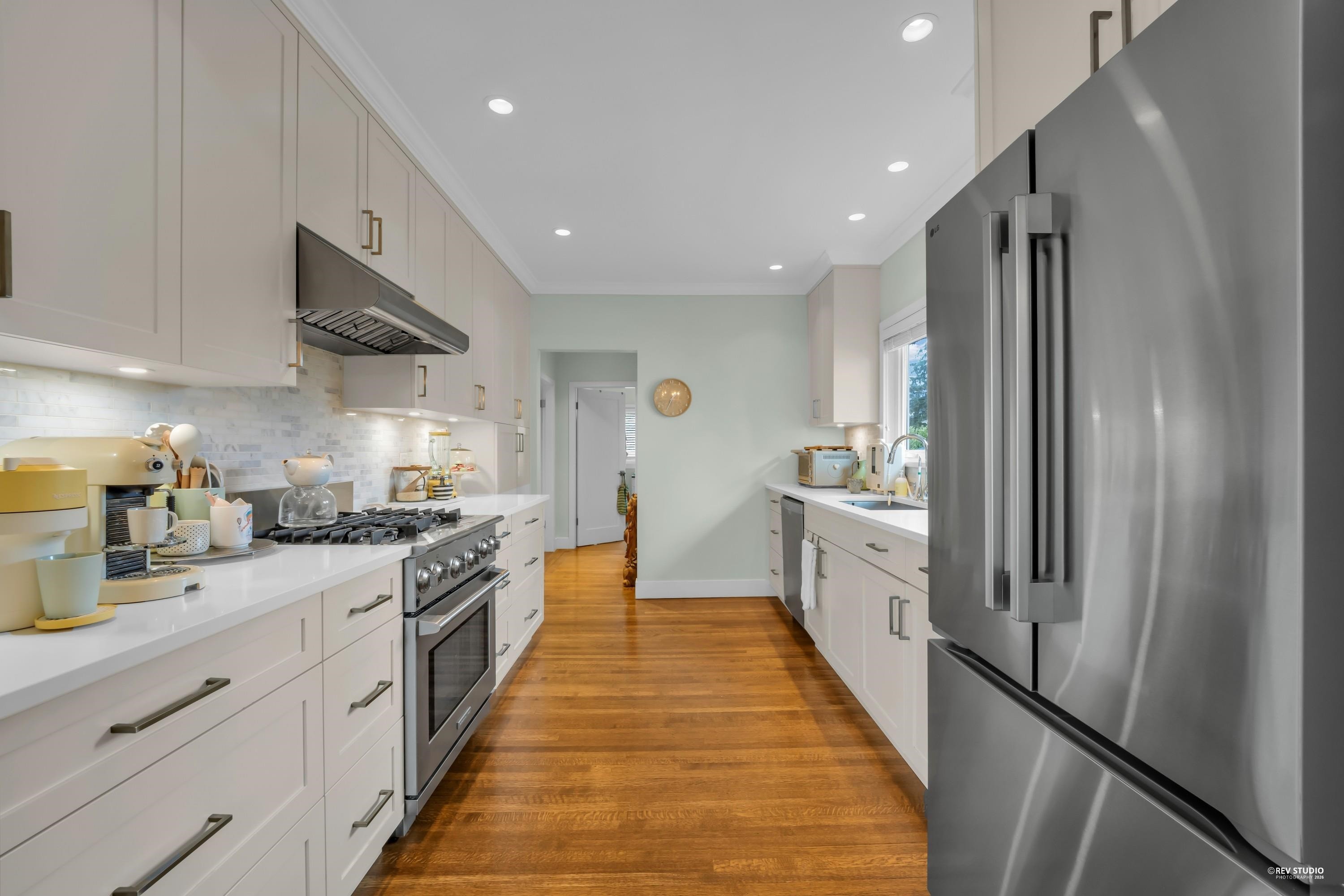 1220 Braeside Street, West Vancouver, BC