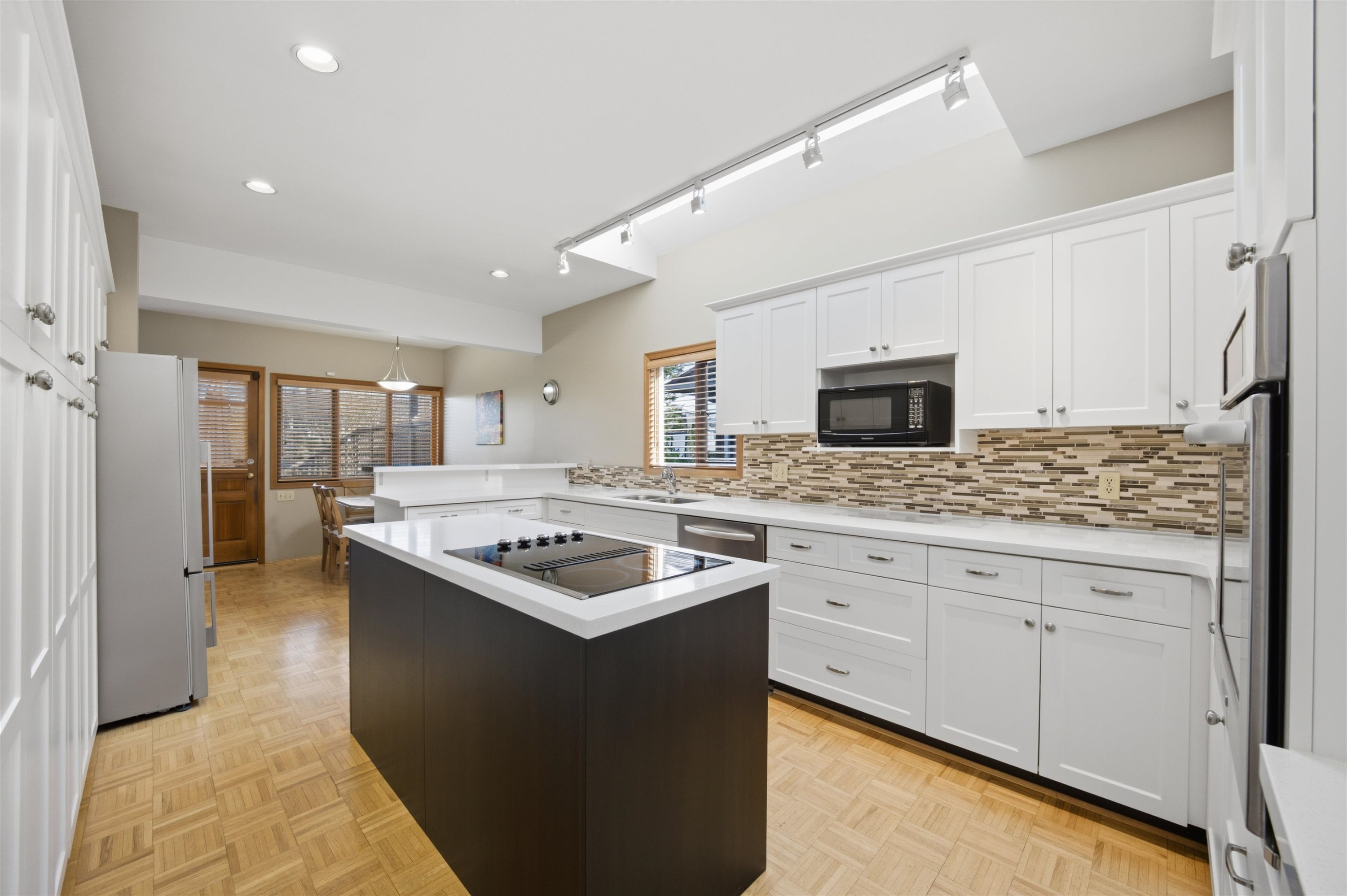 2865 30Th Avenue W, Vancouver, BC