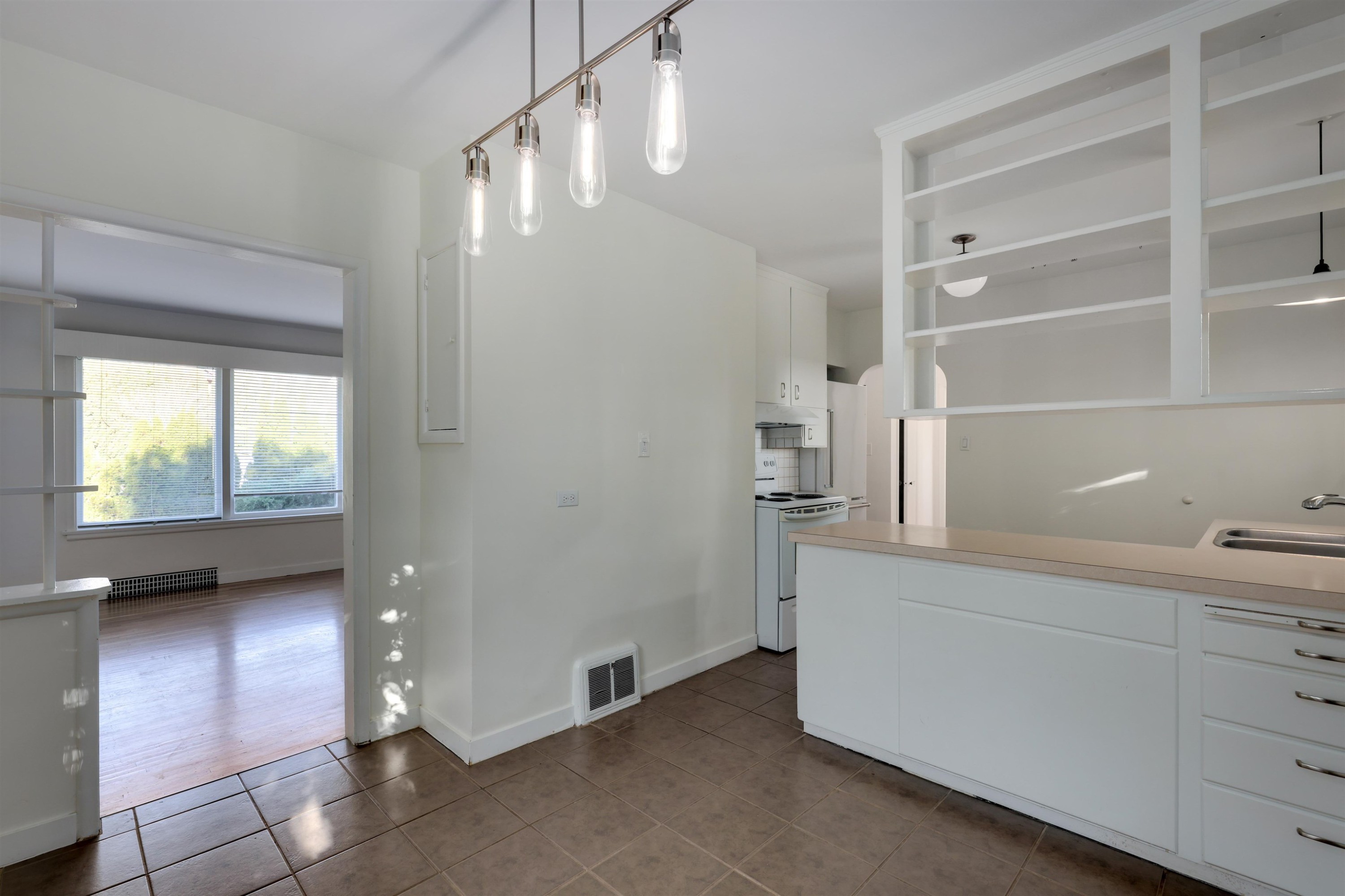 509 Keith Road E, North Vancouver, BC