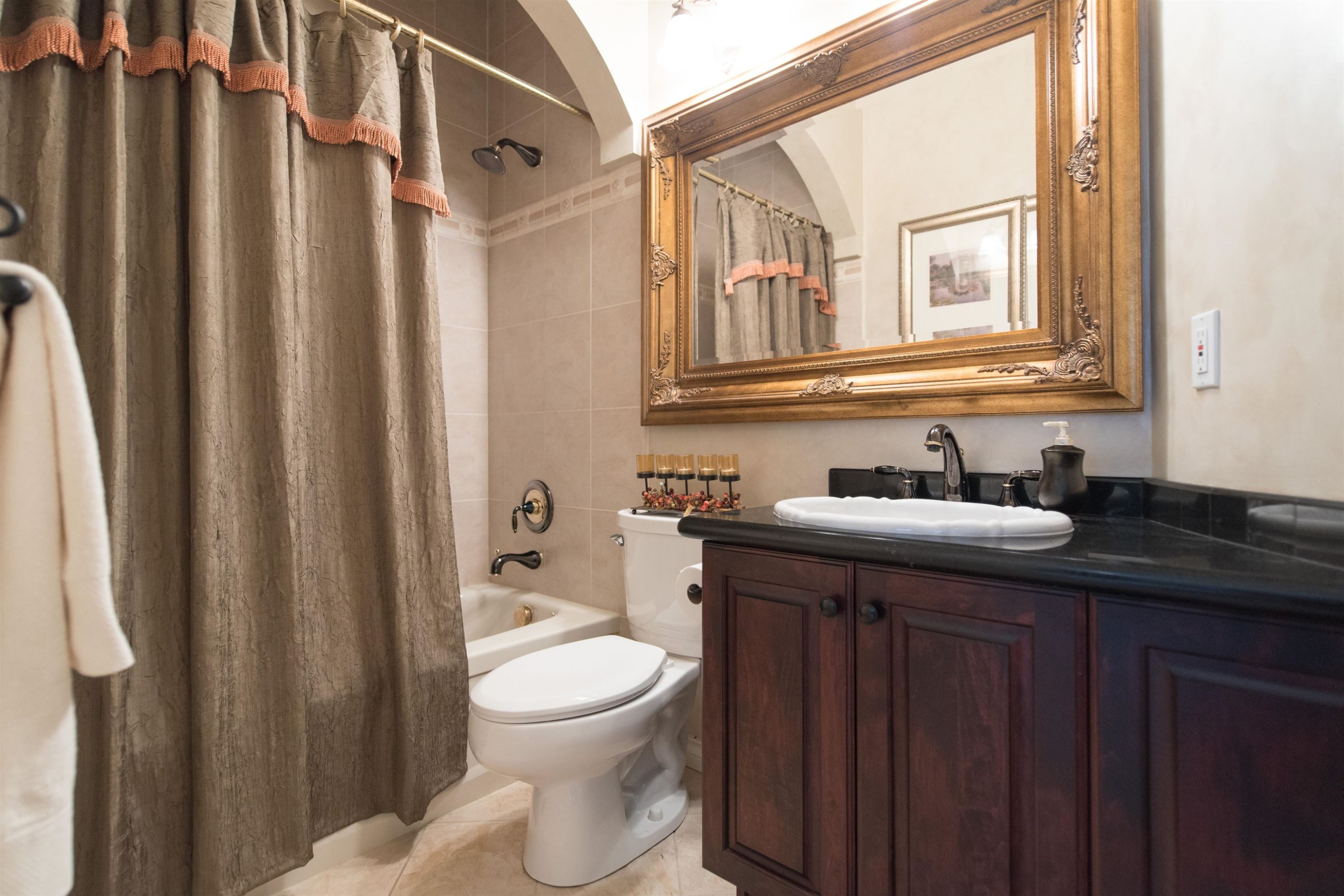 3056 11Th Avenue W, Vancouver, BC