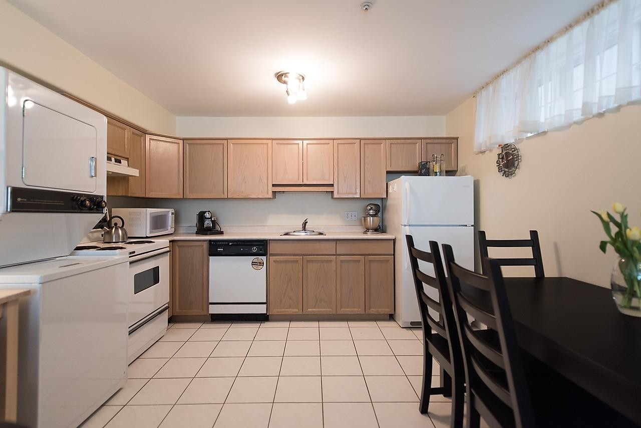 3056 11Th Avenue W, Vancouver, BC