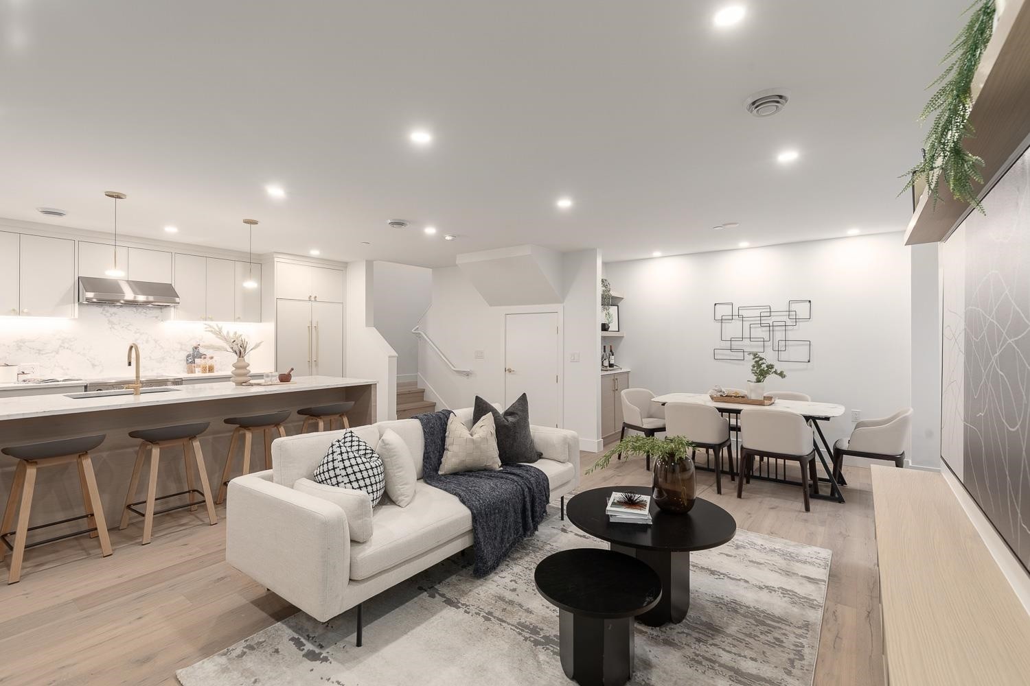 458 17Th Avenue E, Vancouver, BC