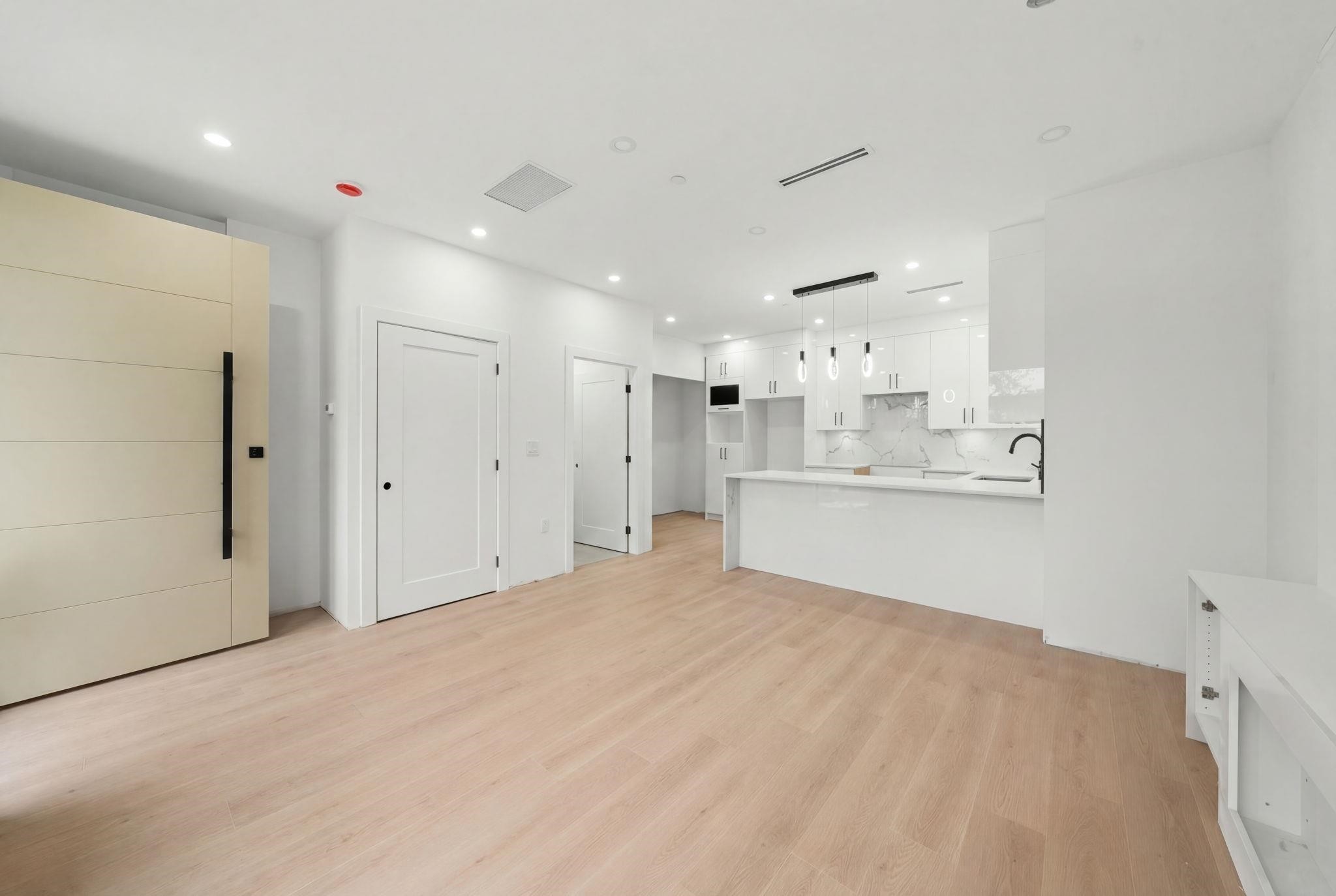 279 48Th Avenue E, Vancouver, BC