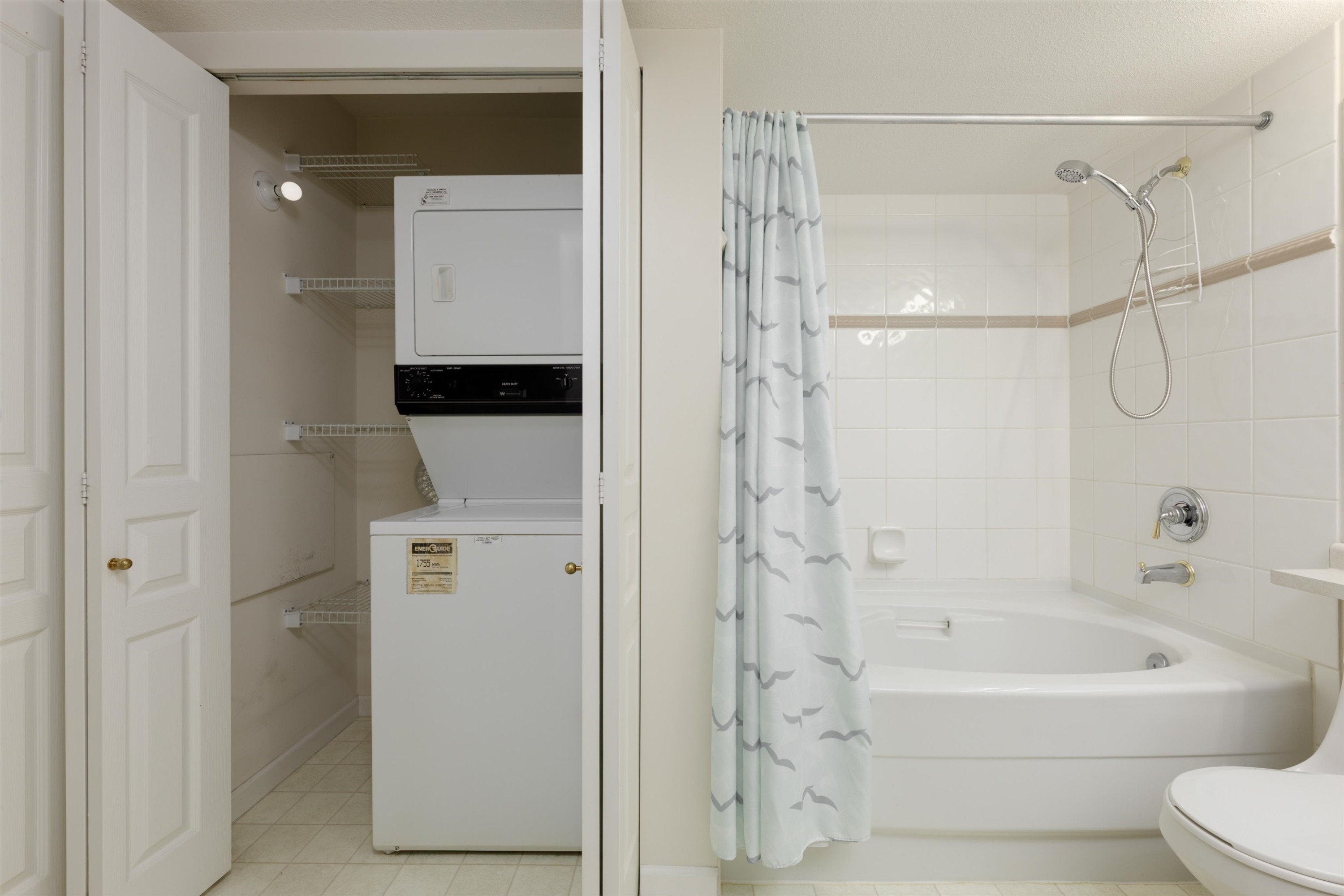 302-1242 Town Centre Boulevard, Coquitlam, BC