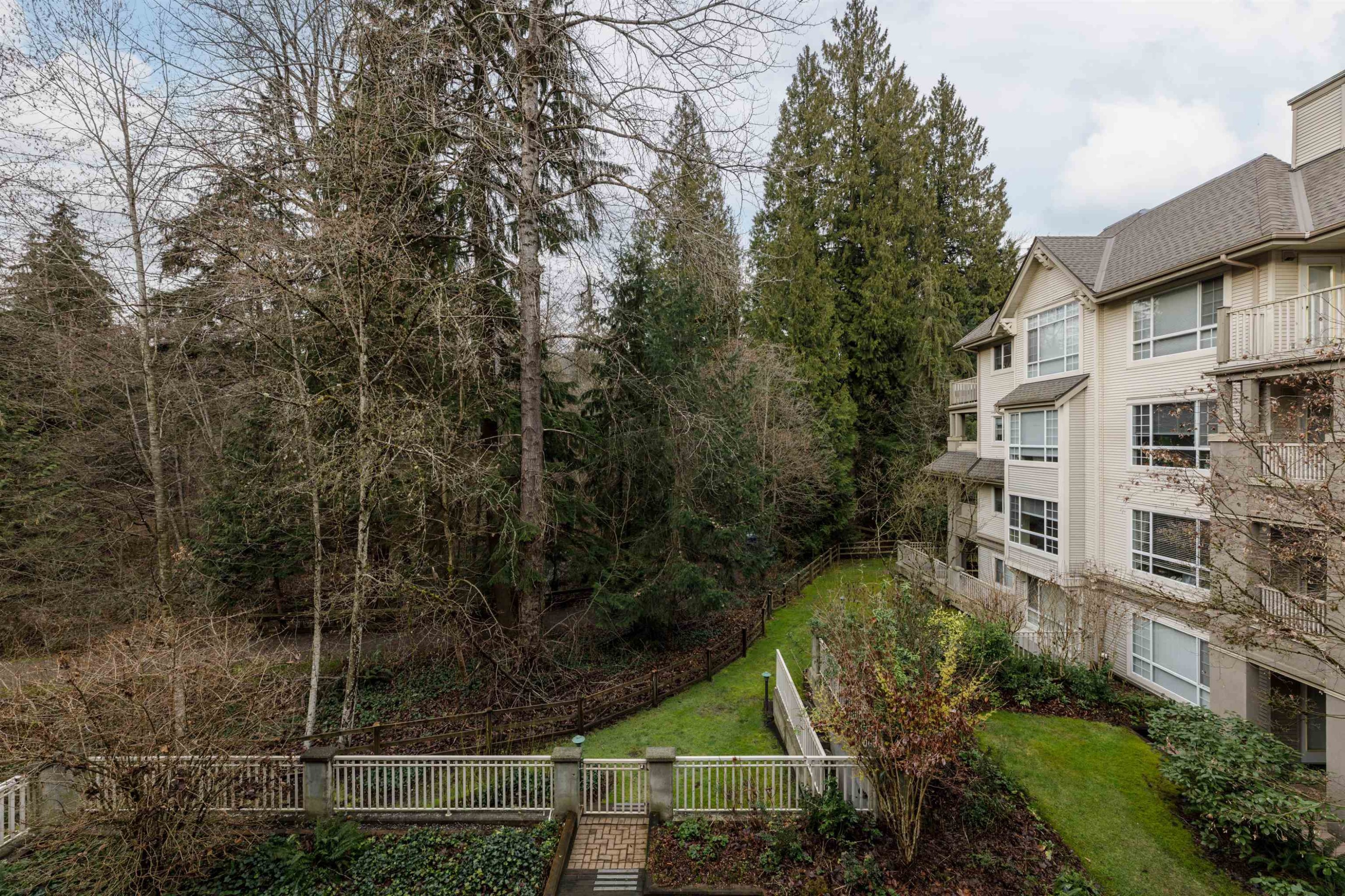 302-1242 Town Centre Boulevard, Coquitlam, BC