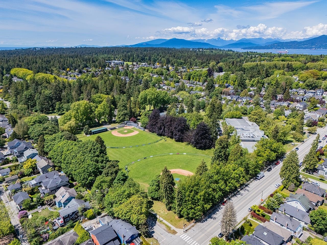 3558 32Nd Avenue W, Vancouver, BC